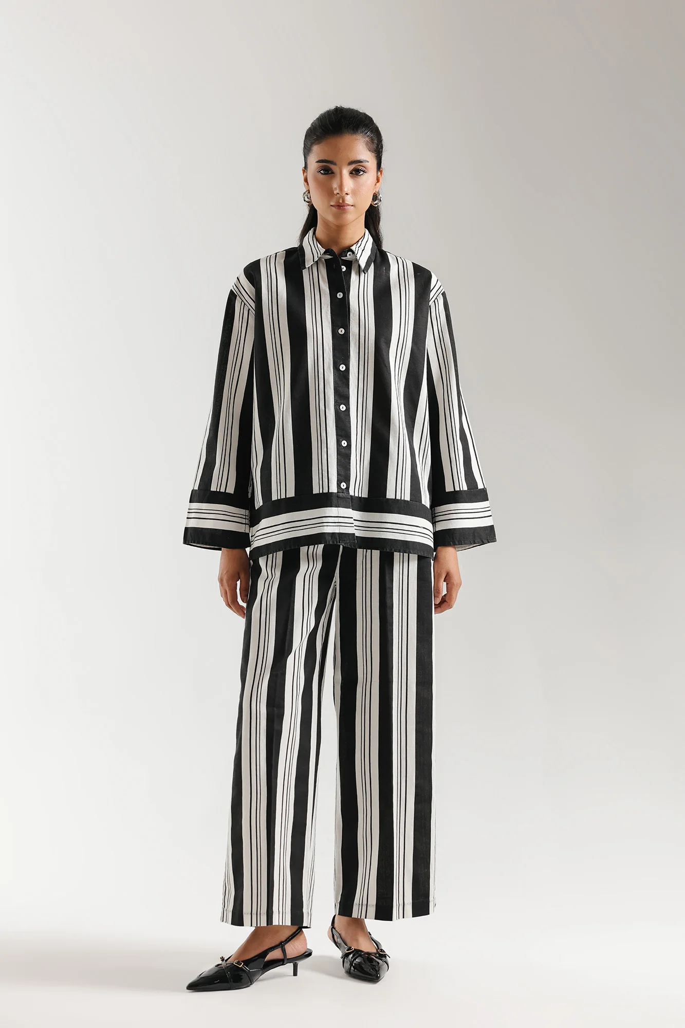 STRIPED SUIT (E0700/116/902) - Image 2
