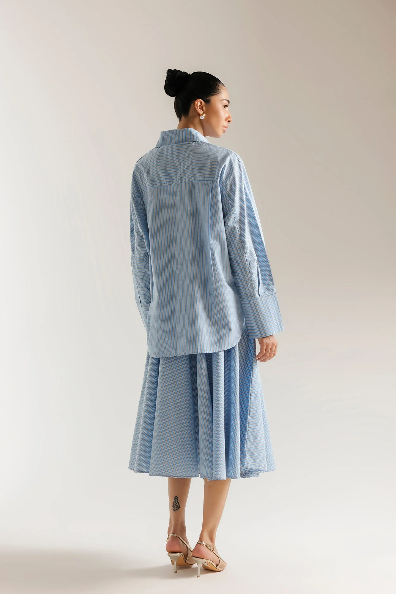 SUIT (E0771/116/630) - Image 3