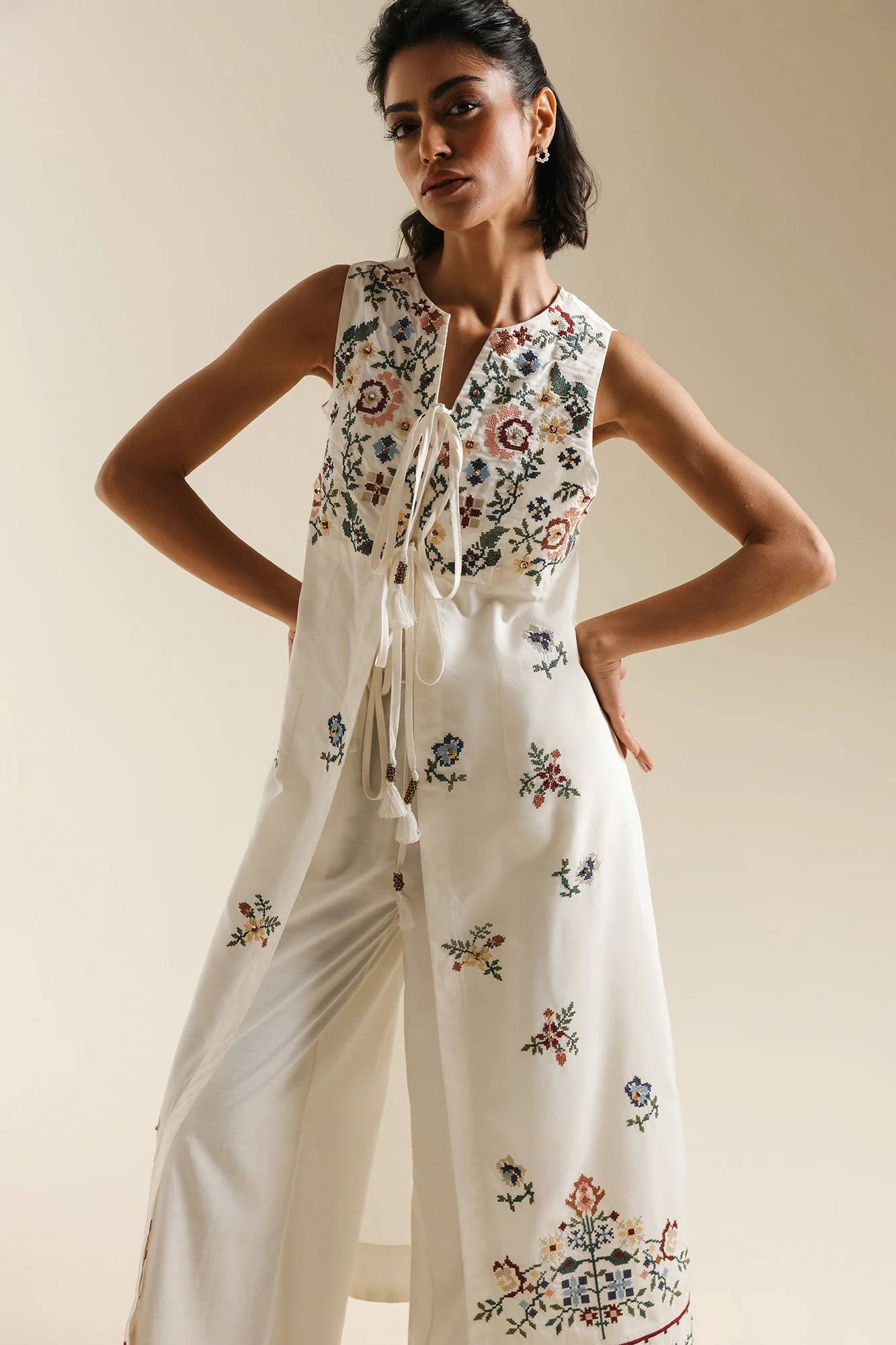 DRESS (E0724/119/005) - Image 14