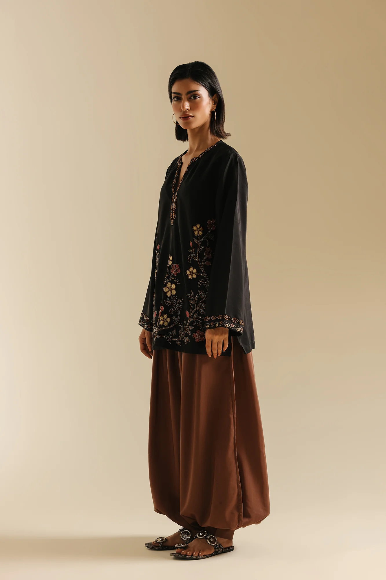 EMBROIDERED KURTI (E0746/119/902) - Image 3