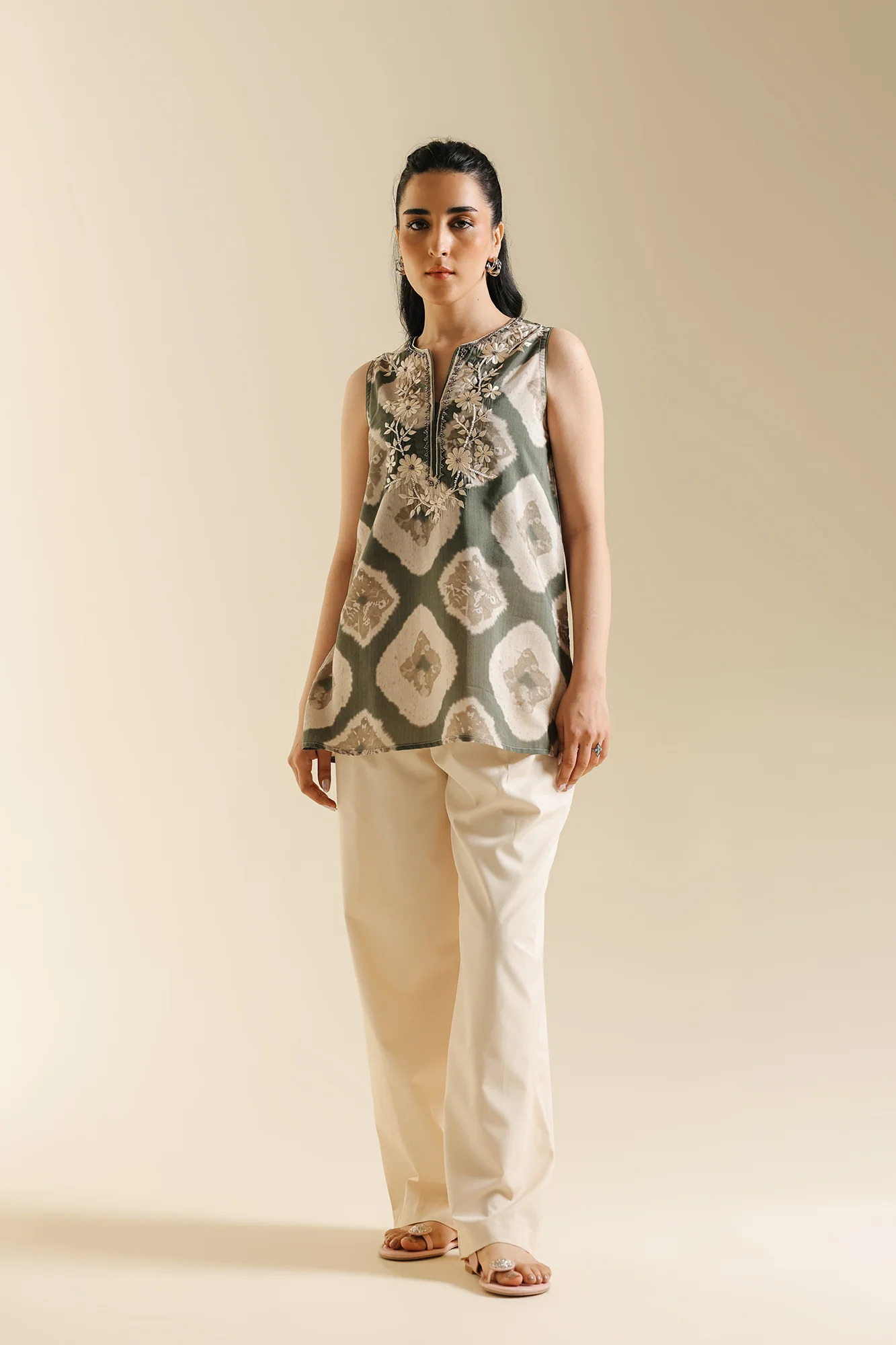 TOP (E0604/119/710) - Image 2