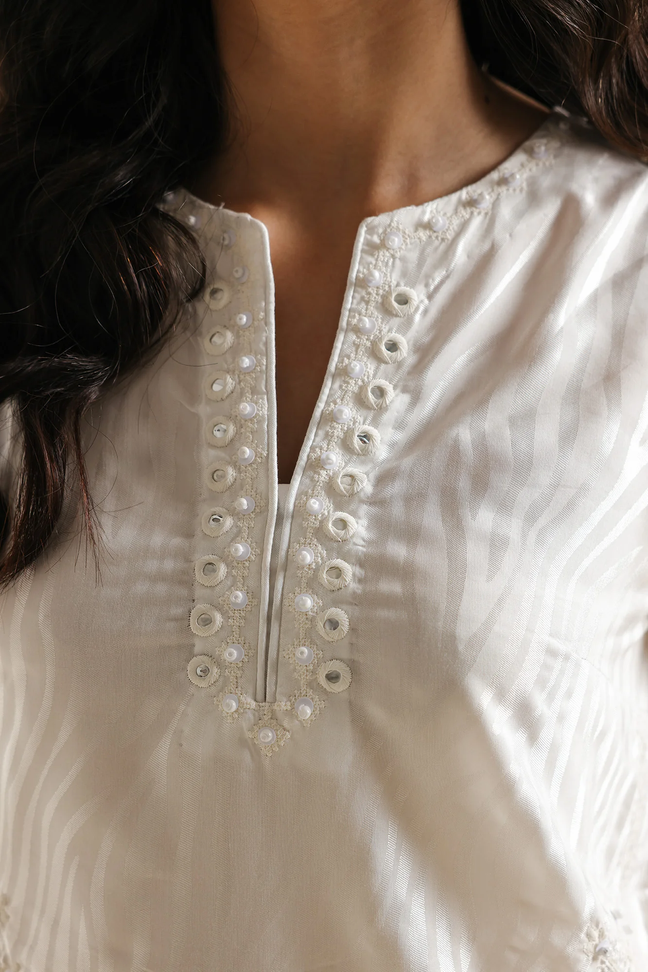 EMBROIDERED SUIT (E0727/119/001) - Image 5