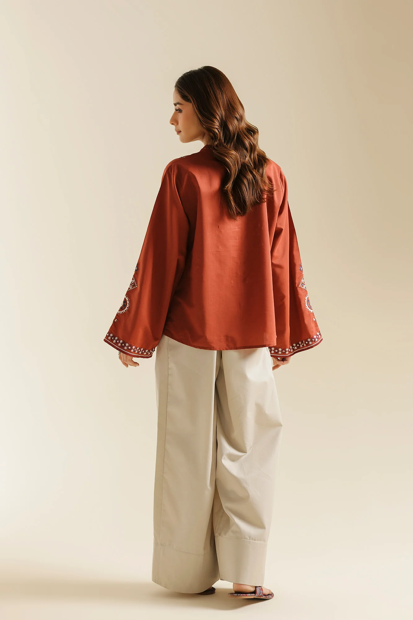 TOP (E0825/119/308) - Image 4