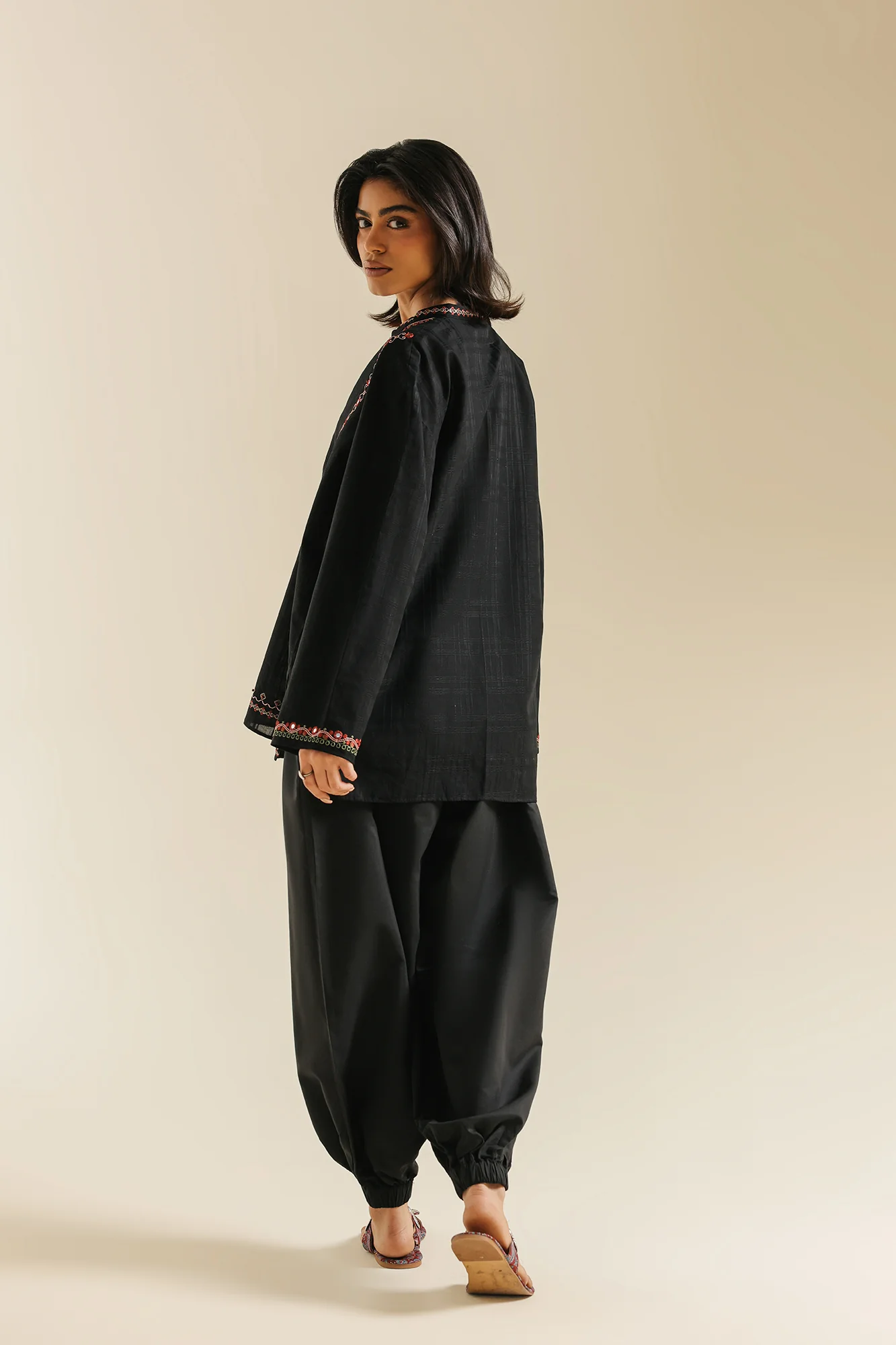 EMBROIDERED TOP (E0832/119/901) - Image 4