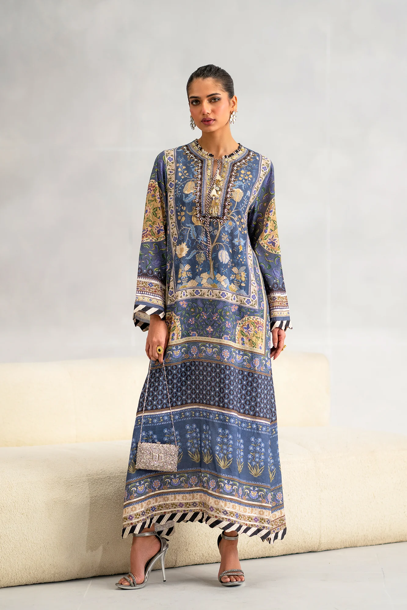 EMBROIDERED KAFTAN (E1073/104/510) - Image 2