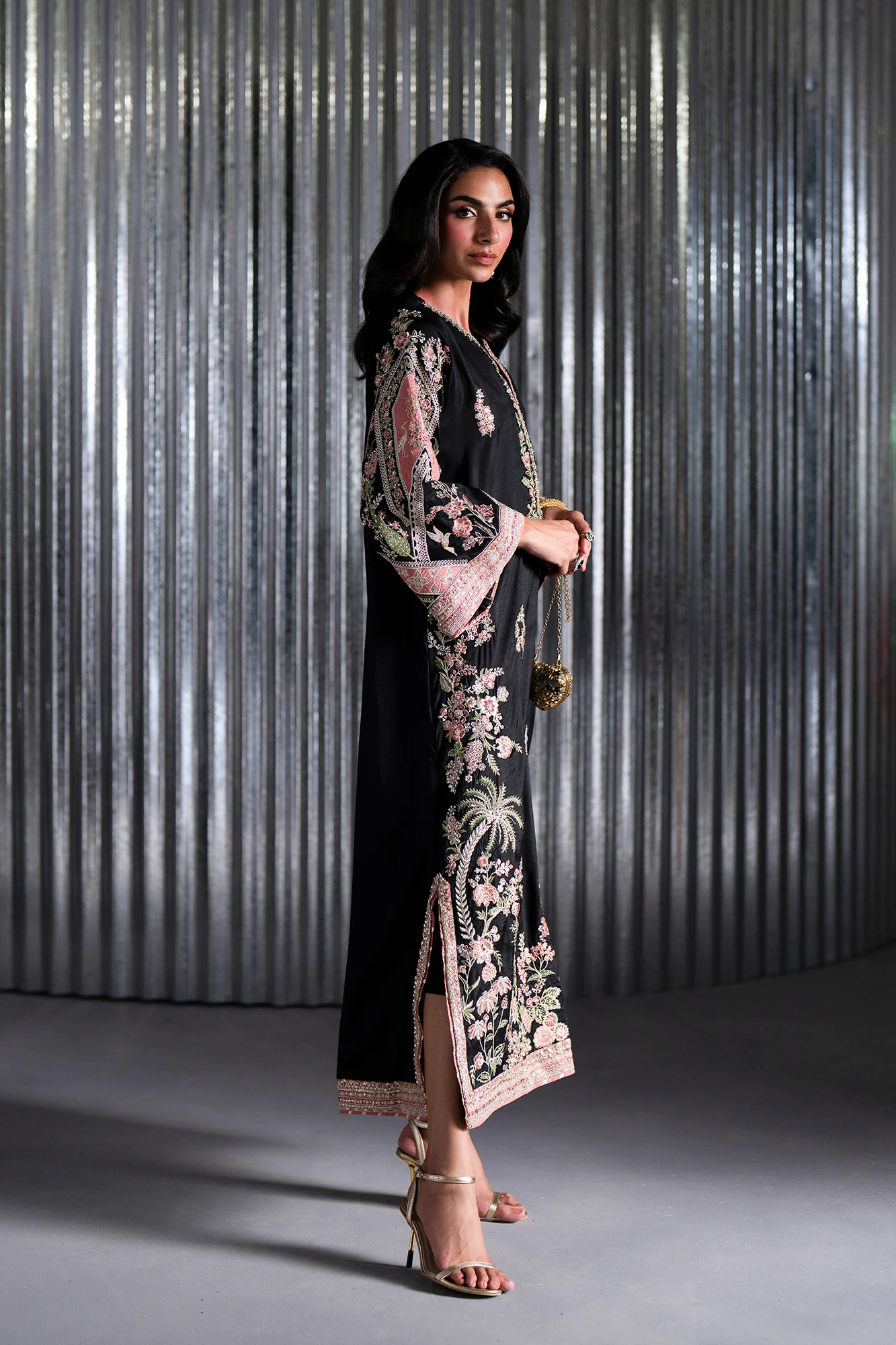 EMBROIDERED KAFTAN (E1135/104/902) - Image 3