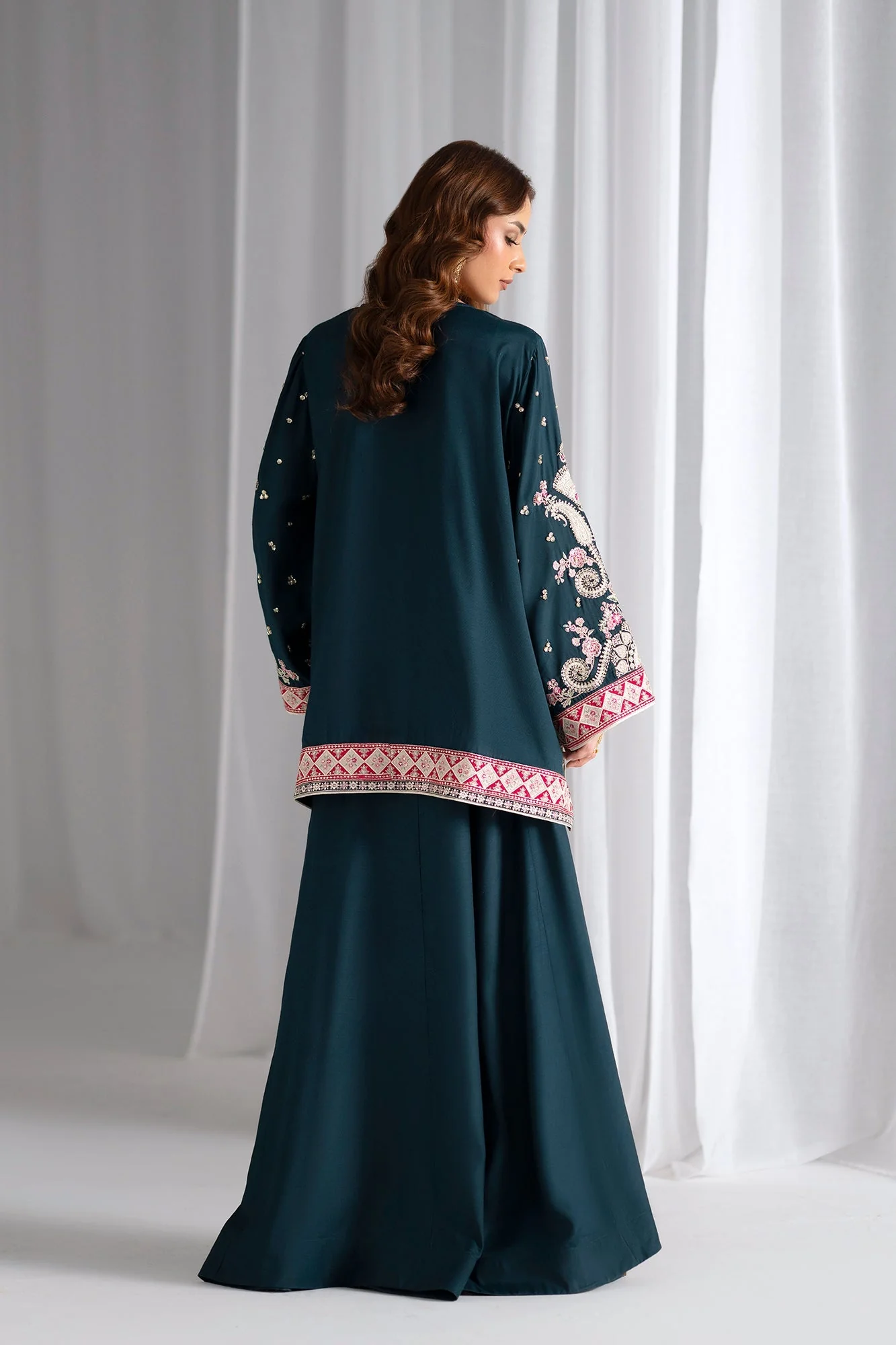 EMBROIDERED SUIT (E0952/104/602) - Image 4