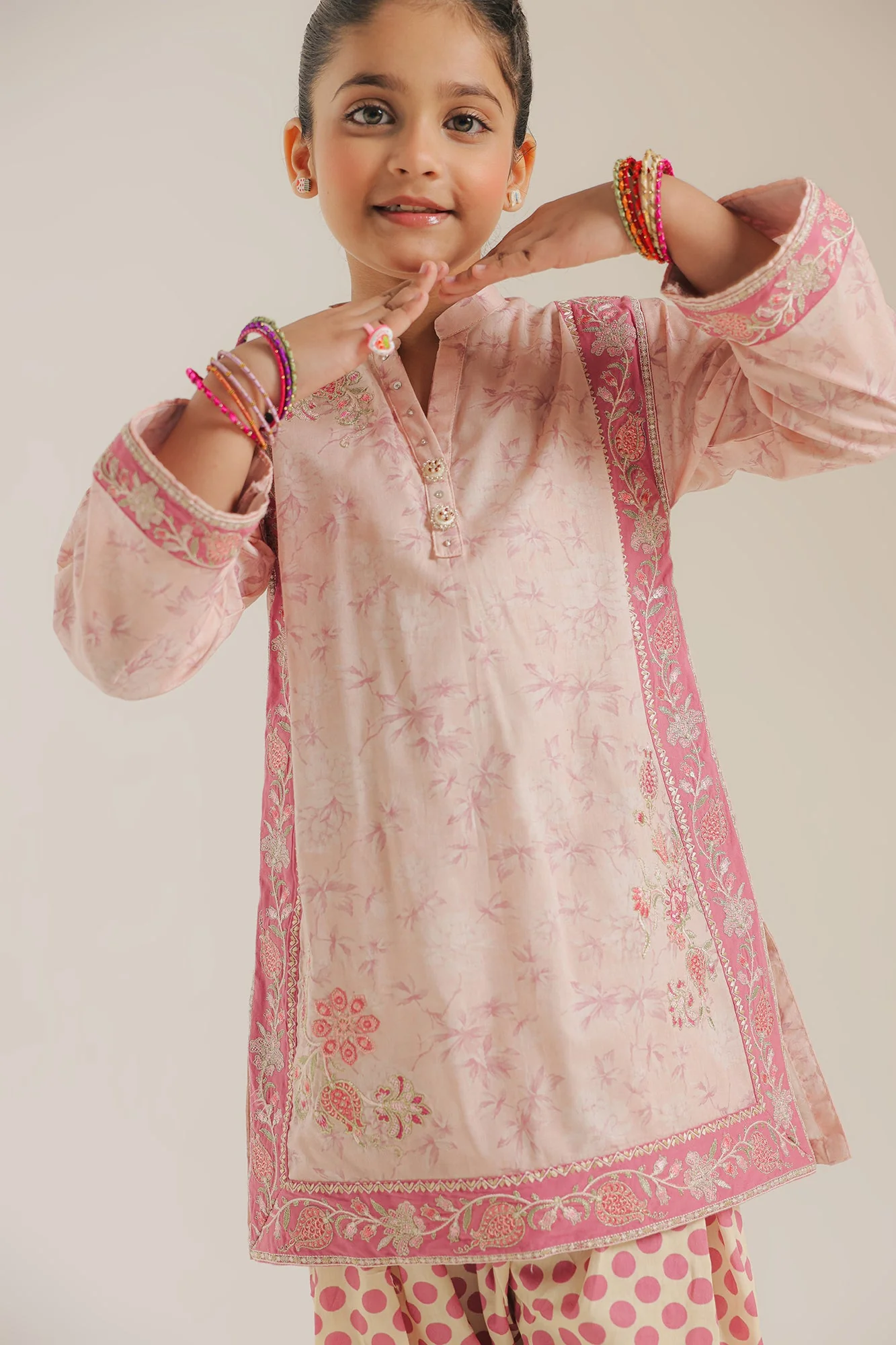 EMBROIDERED SUIT (E0984/404/315 E0984/304/315)