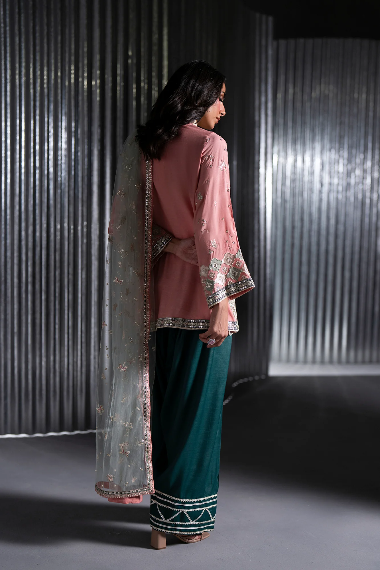 EMBROIDERED SUIT (E1037/104/327) - Image 4