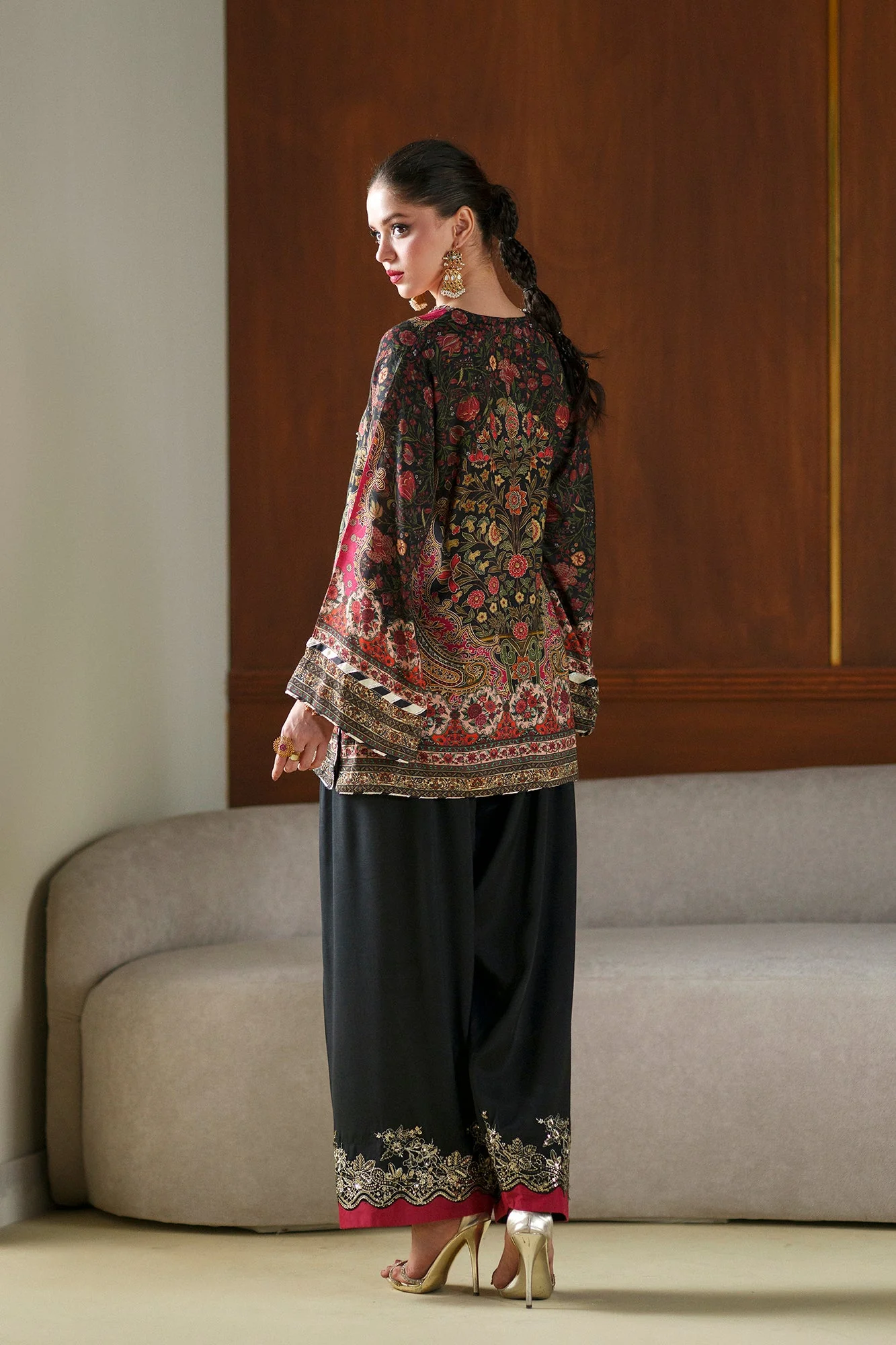EMBROIDERED SUIT (E1072/104/902) - Image 4