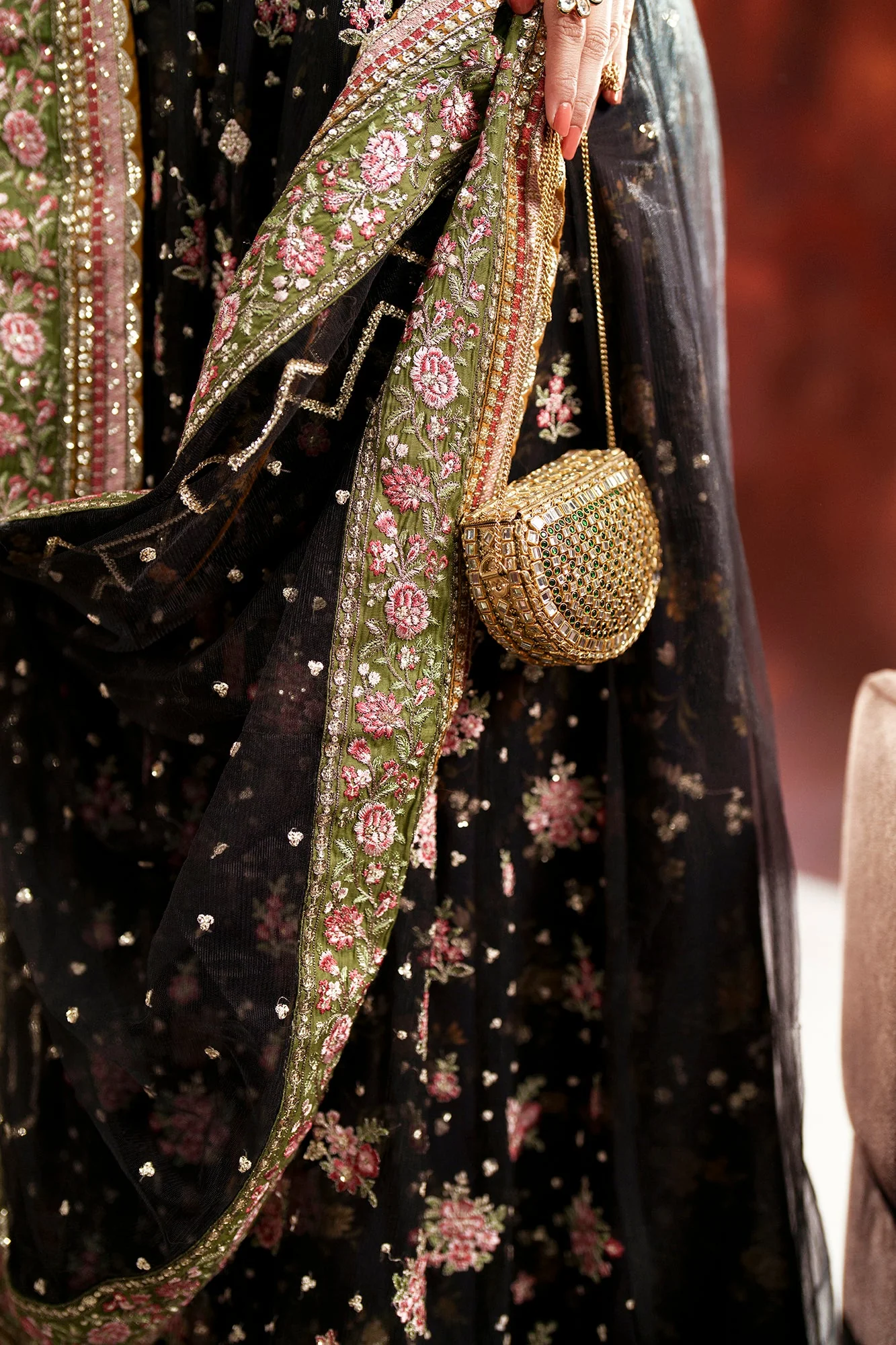EMBROIDERED SUIT (E1092/104/902) - Image 7