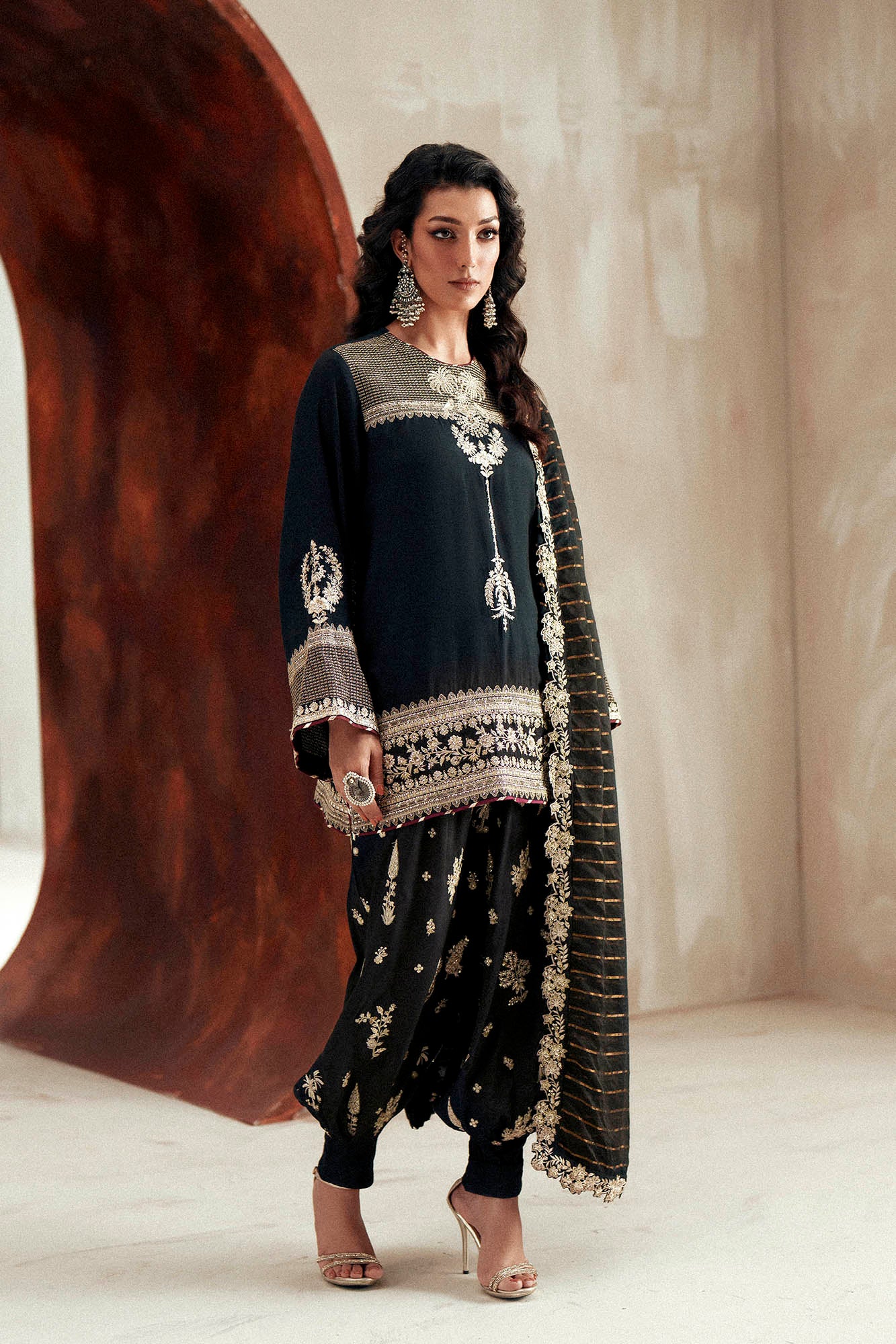 EMBROIDERED SUIT (E1107/104/902) - Image 2