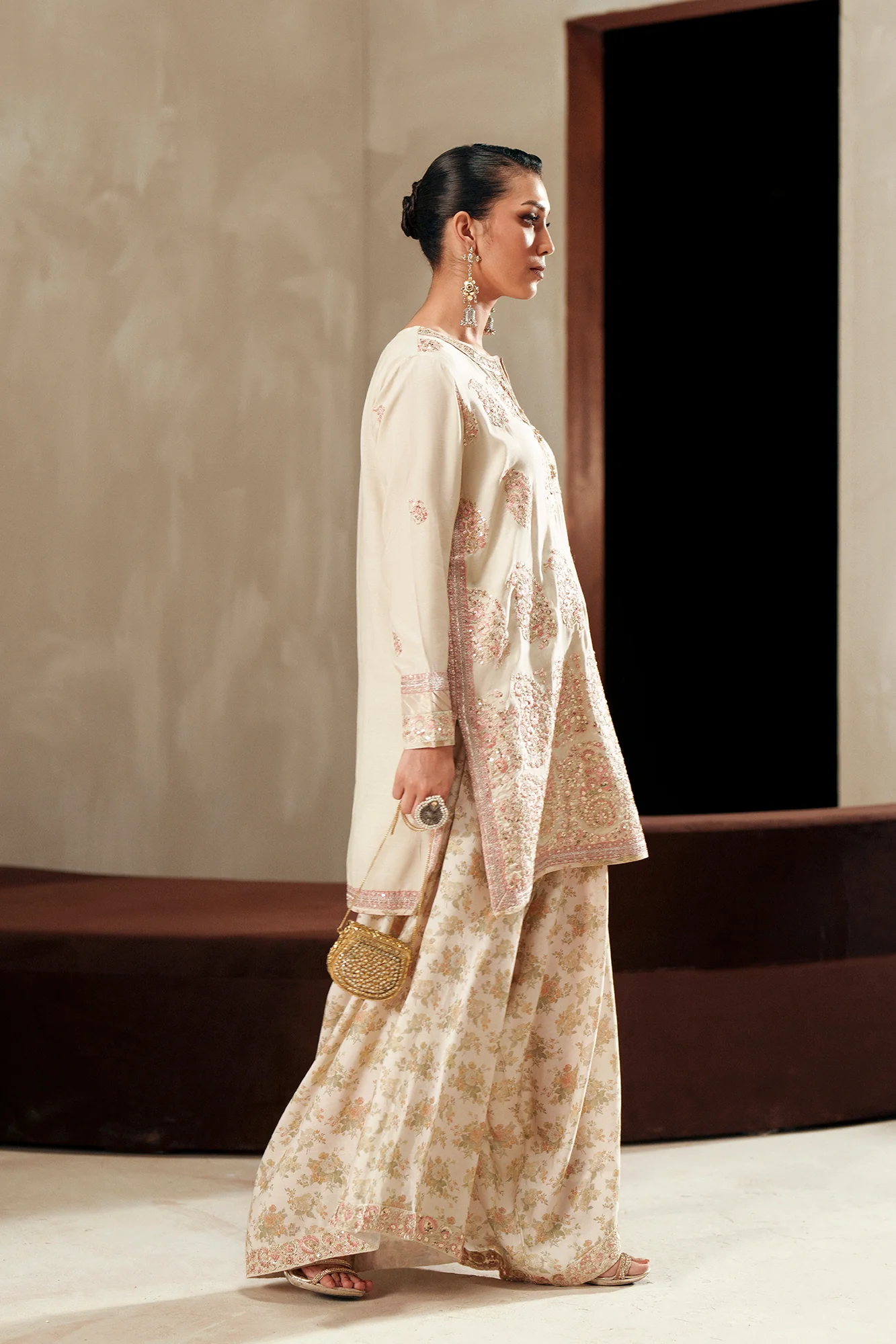 EMBROIDERED SUIT (E1114/104/004) - Image 3