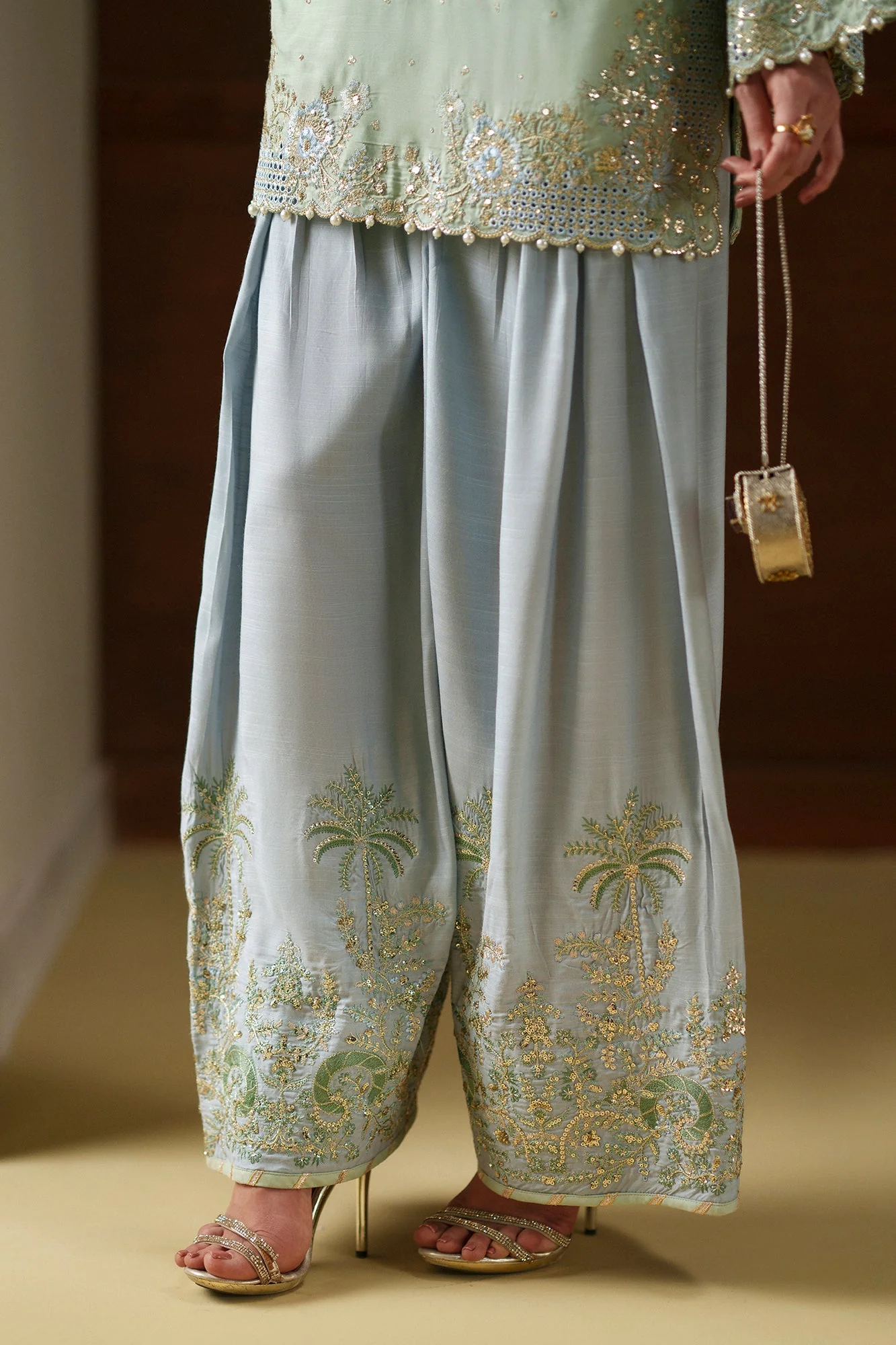 EMBROIDERED SUIT (E1124/104/721) - Image 6