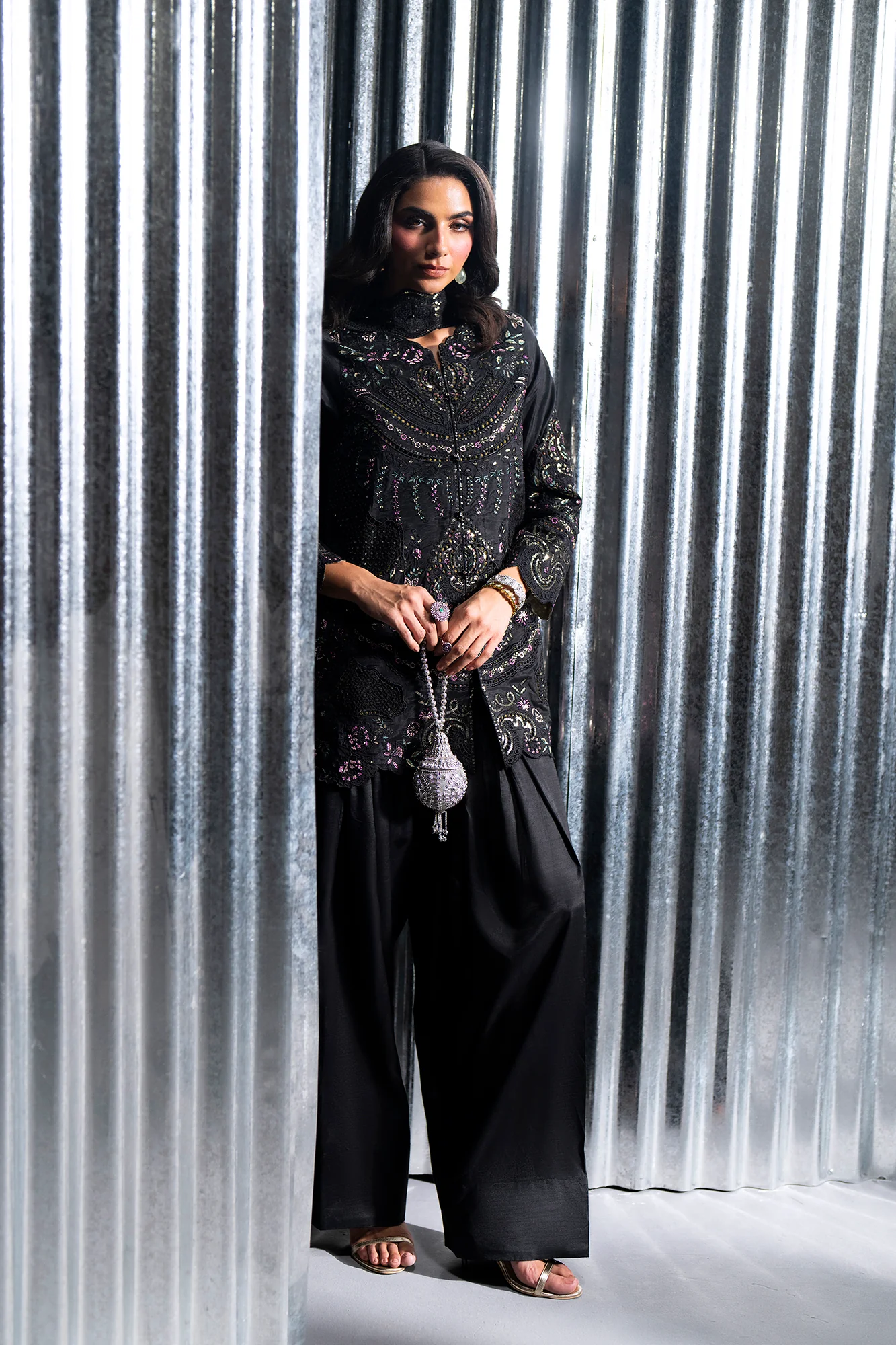 EMBROIDERED SUIT (E1142/104/902) - Image 3