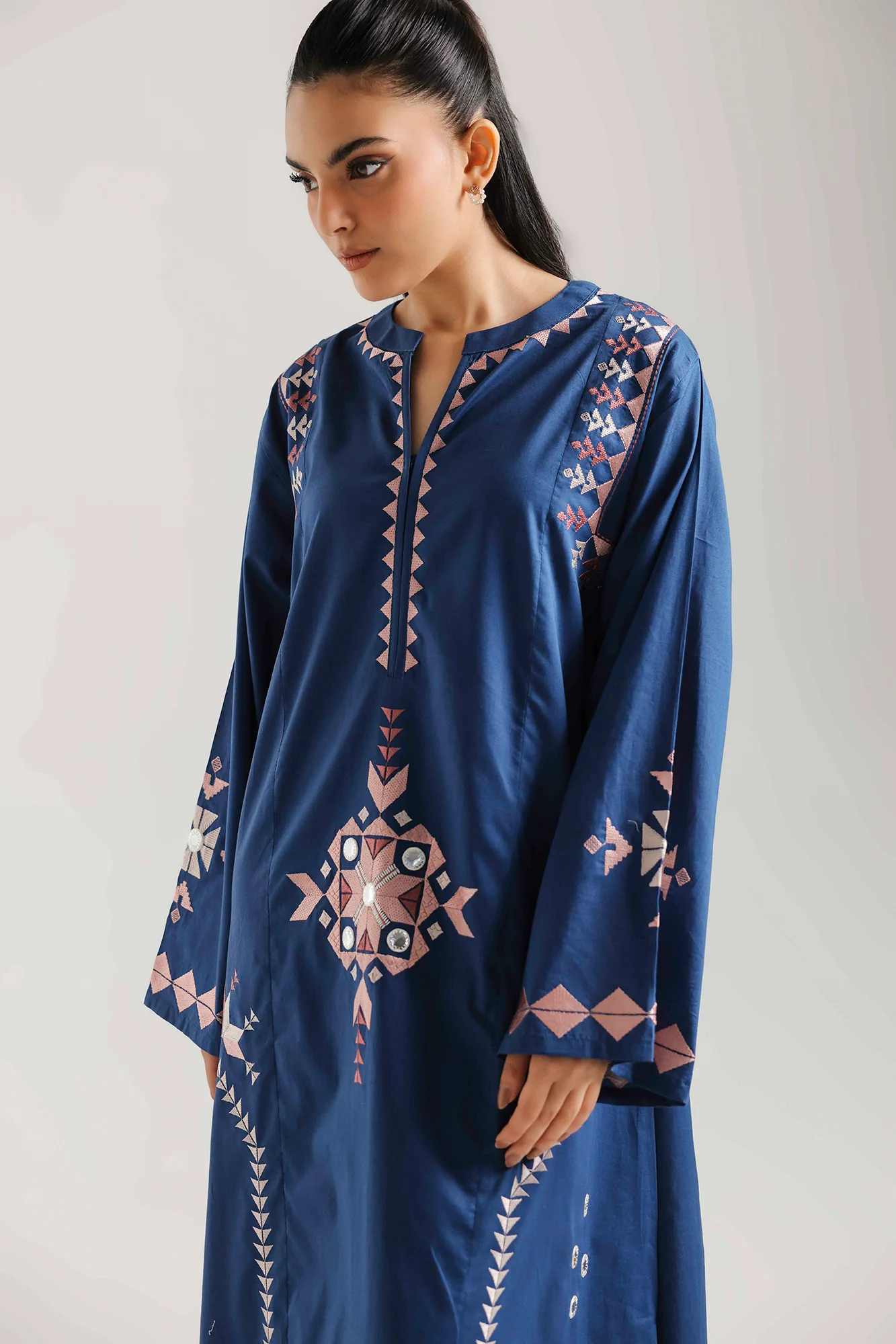 EMBROIDERED DRESS (E7566/102/622) - Image 5