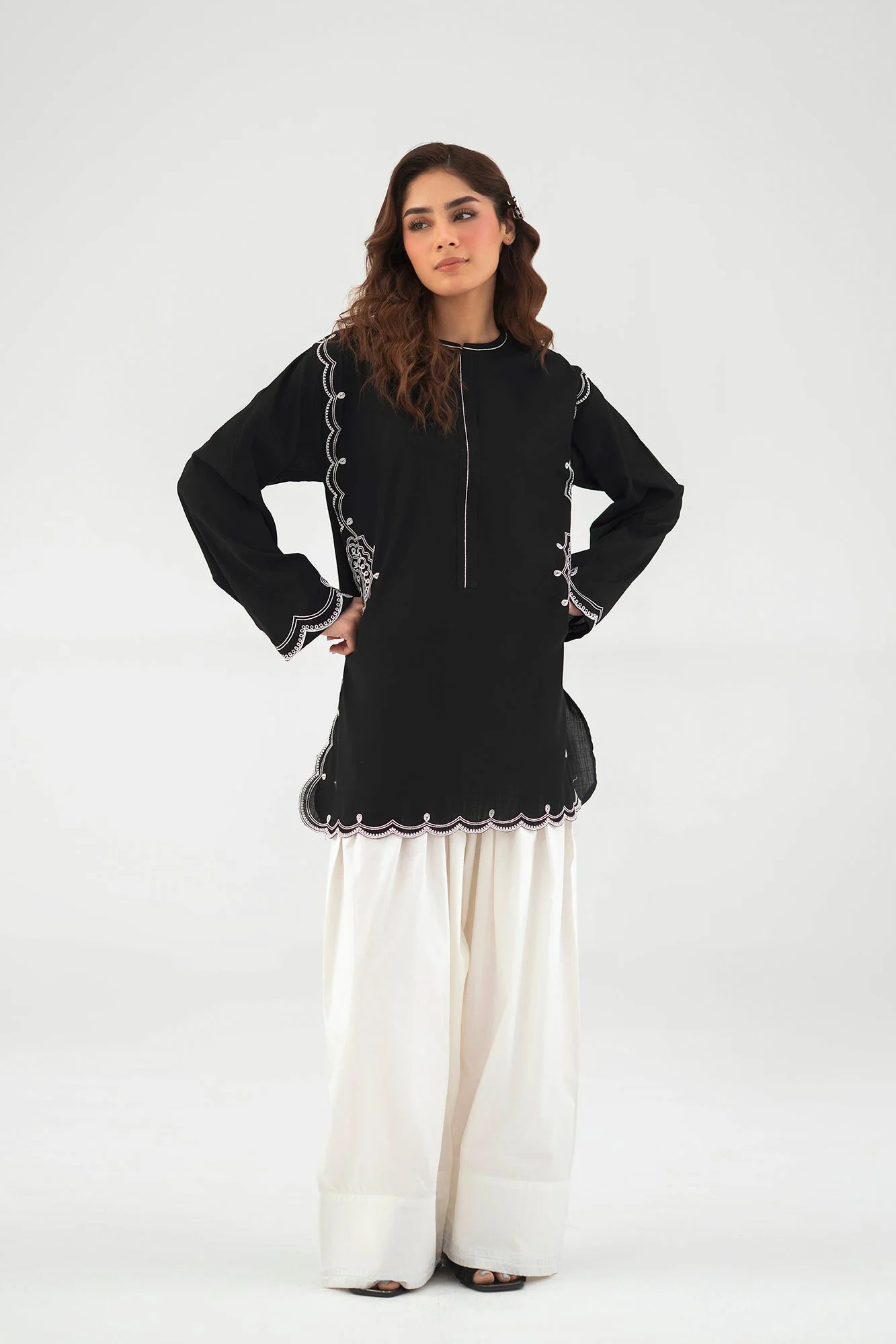 EMBROIDERED KURTI (E7942/102/902) - Image 2