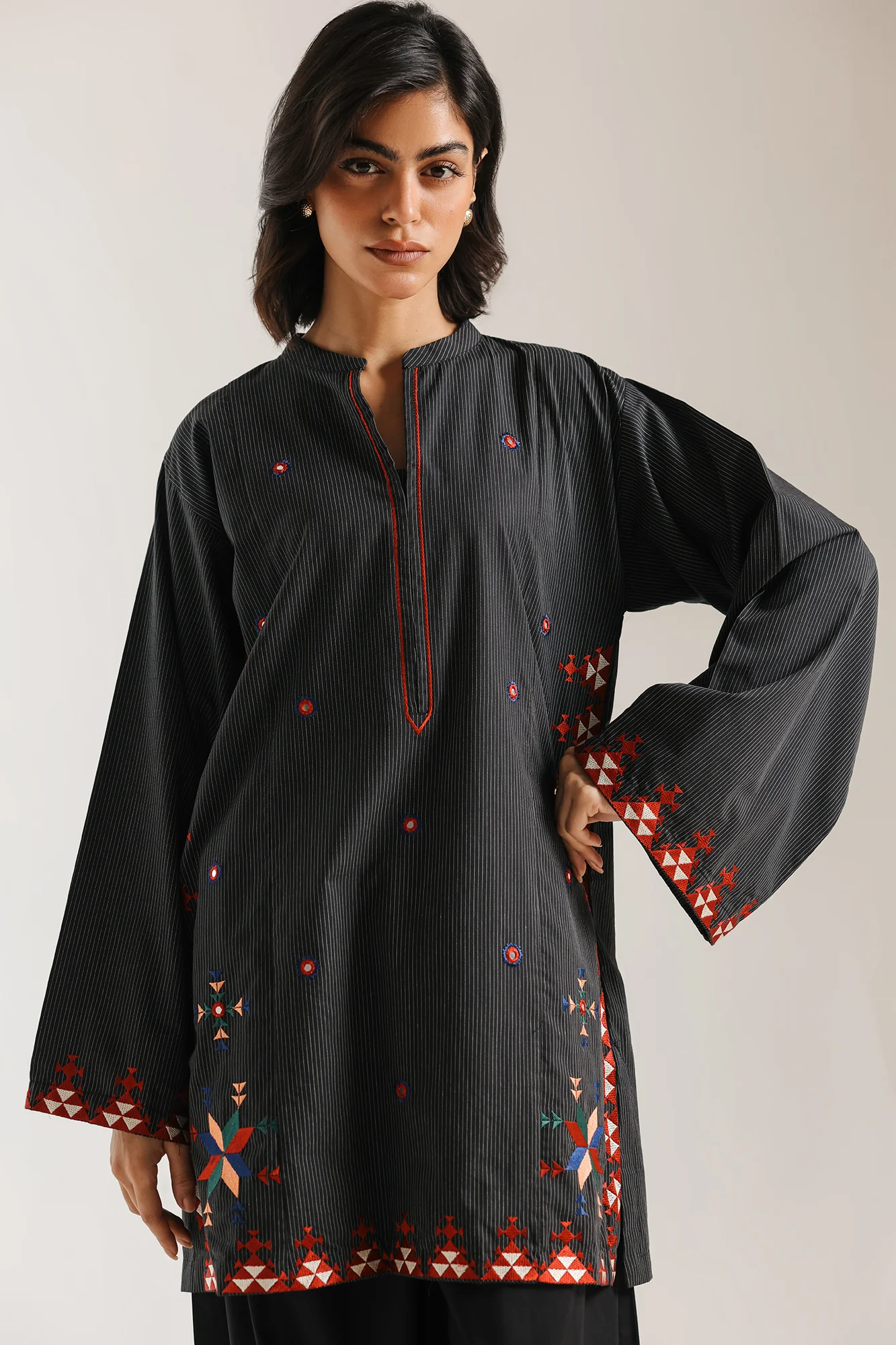 EMBROIDERED KURTI (E7950/102/902) - Image 4