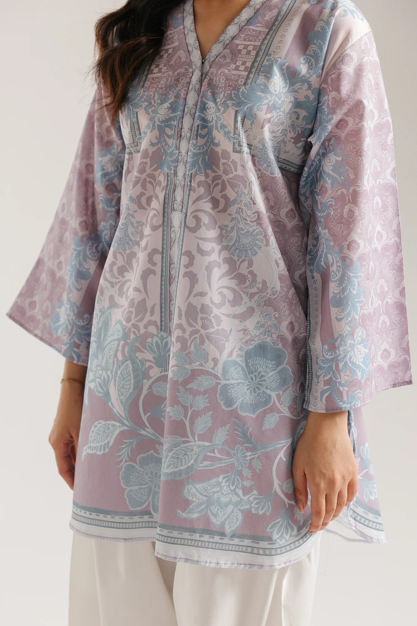 PRINTED KURTI (E7968/102/514) - Image 5