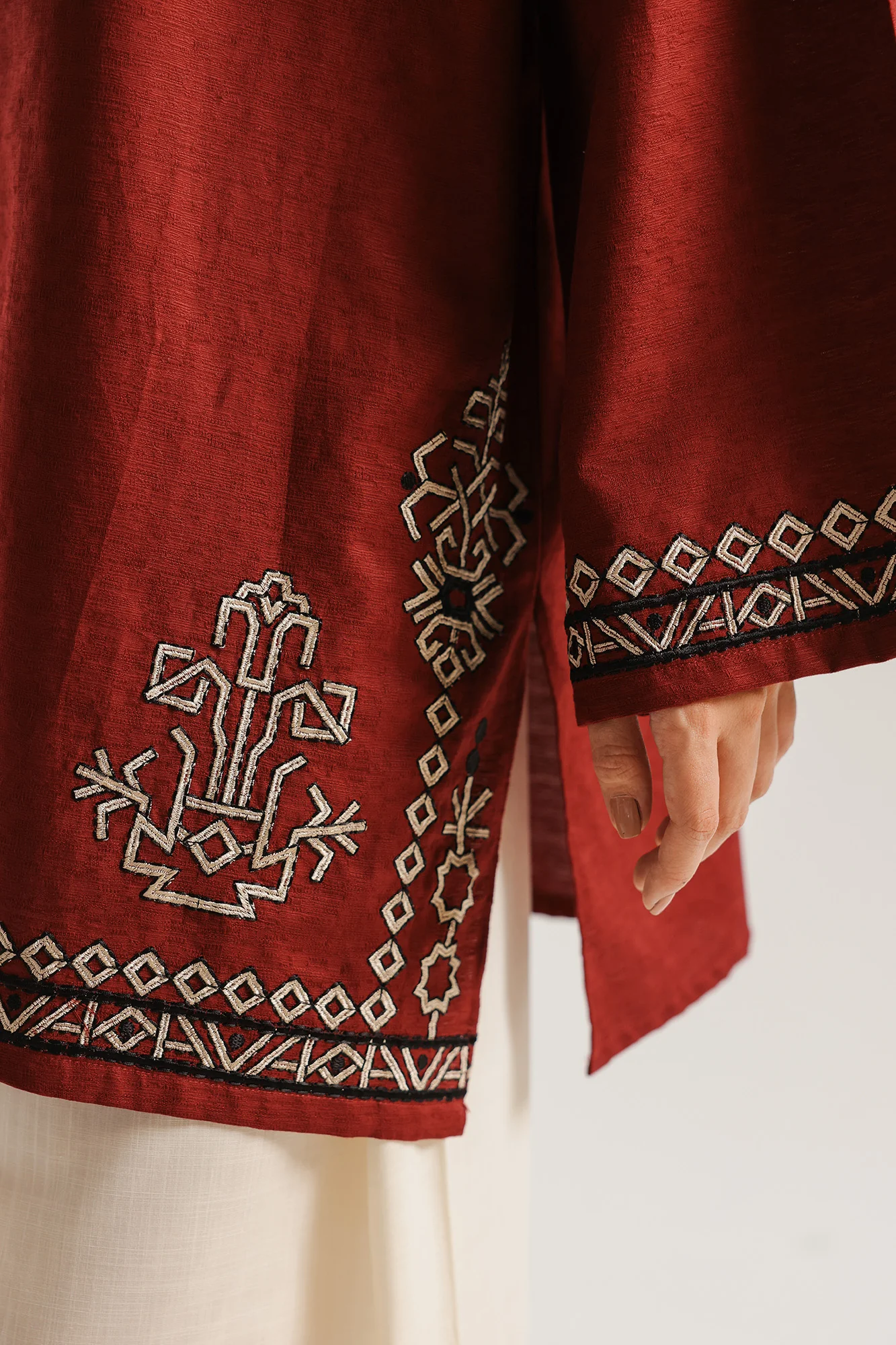 EMBROIDERED KURTI (E7980/102/414) - Image 6