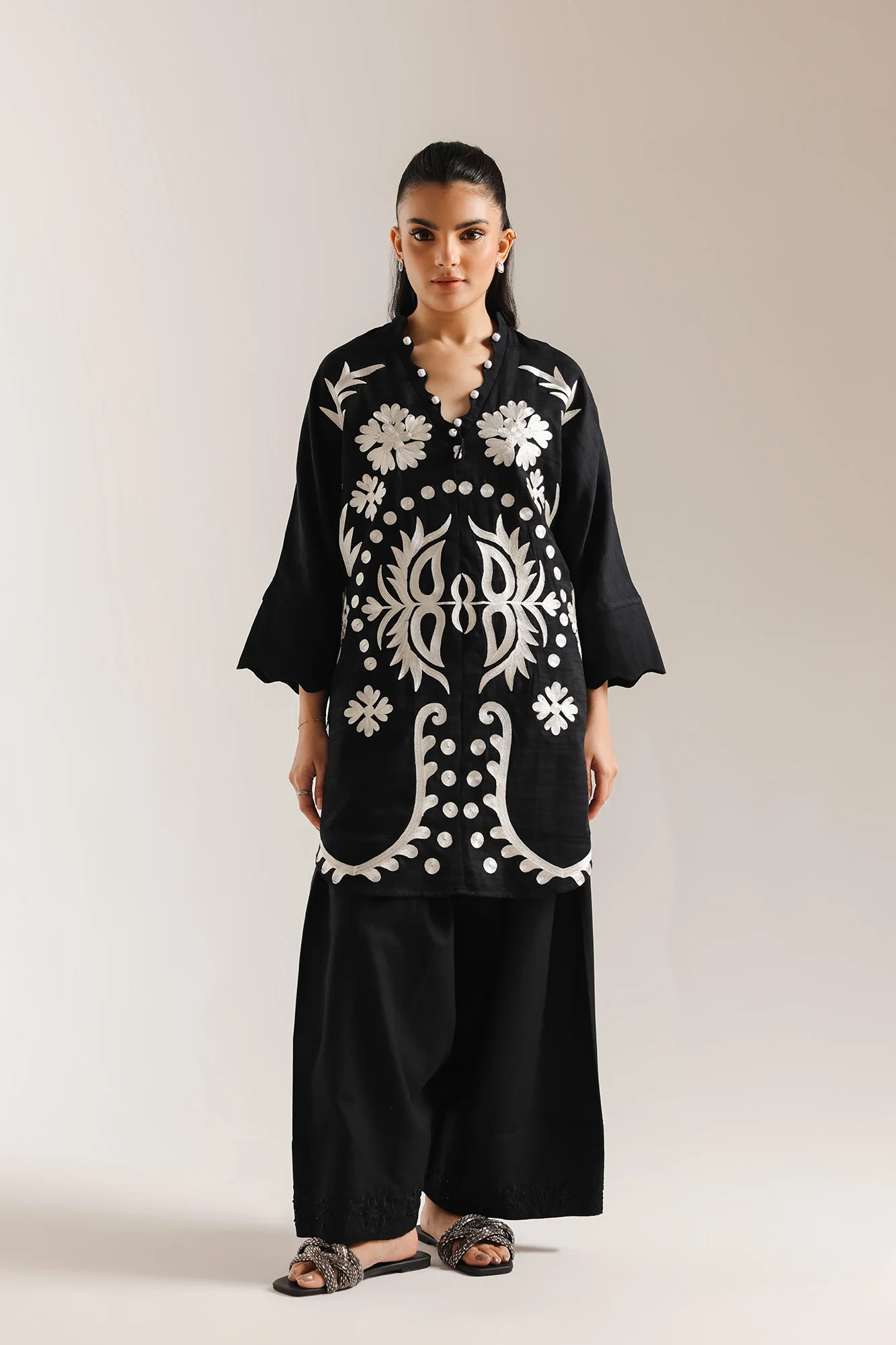 EMBROIDERED SHIRT (E7572/102/901) - Image 2