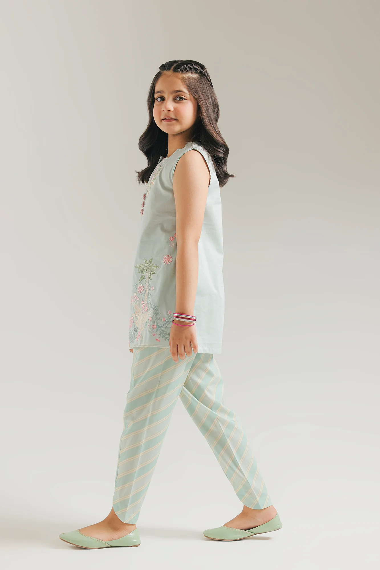 EMBROIDERED SUIT (E1583/402/617 E1583/302/617) - Image 3