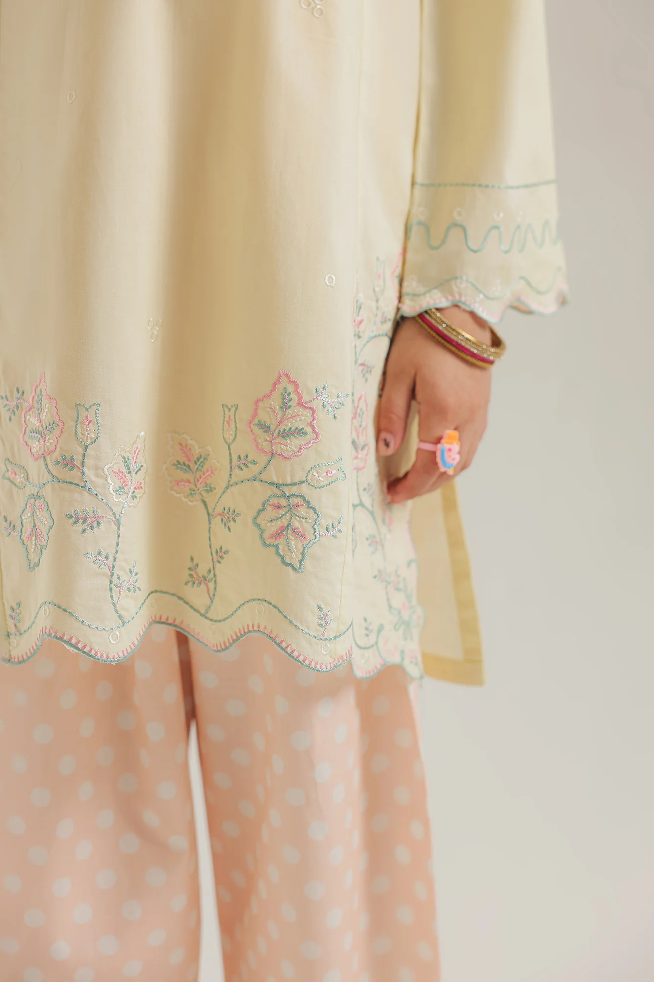 EMBROIDERED SUIT (E1586/402/227 E1586/302/227) - Image 4