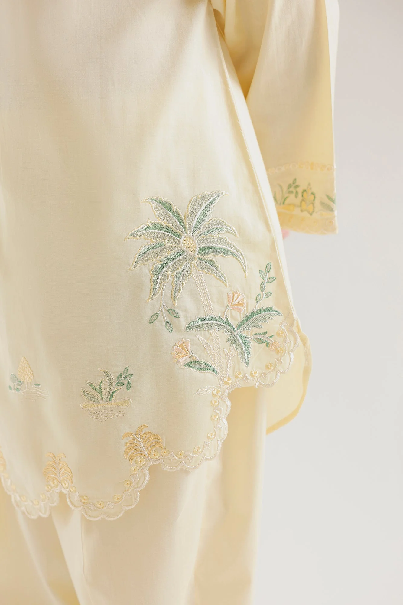EMBROIDERED SUIT (E1589/402/115 E1589/302/115) - Image 7