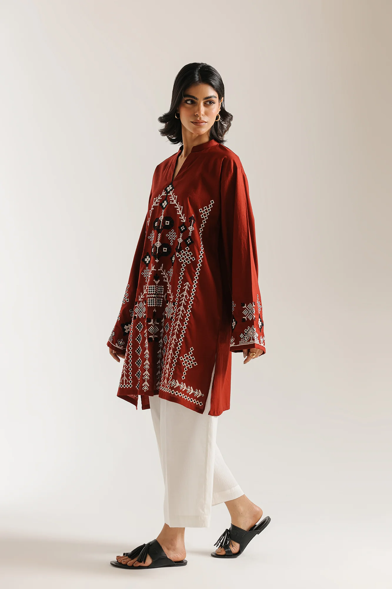 EMBROIDERED SUIT (E7553/102/305) - Image 3