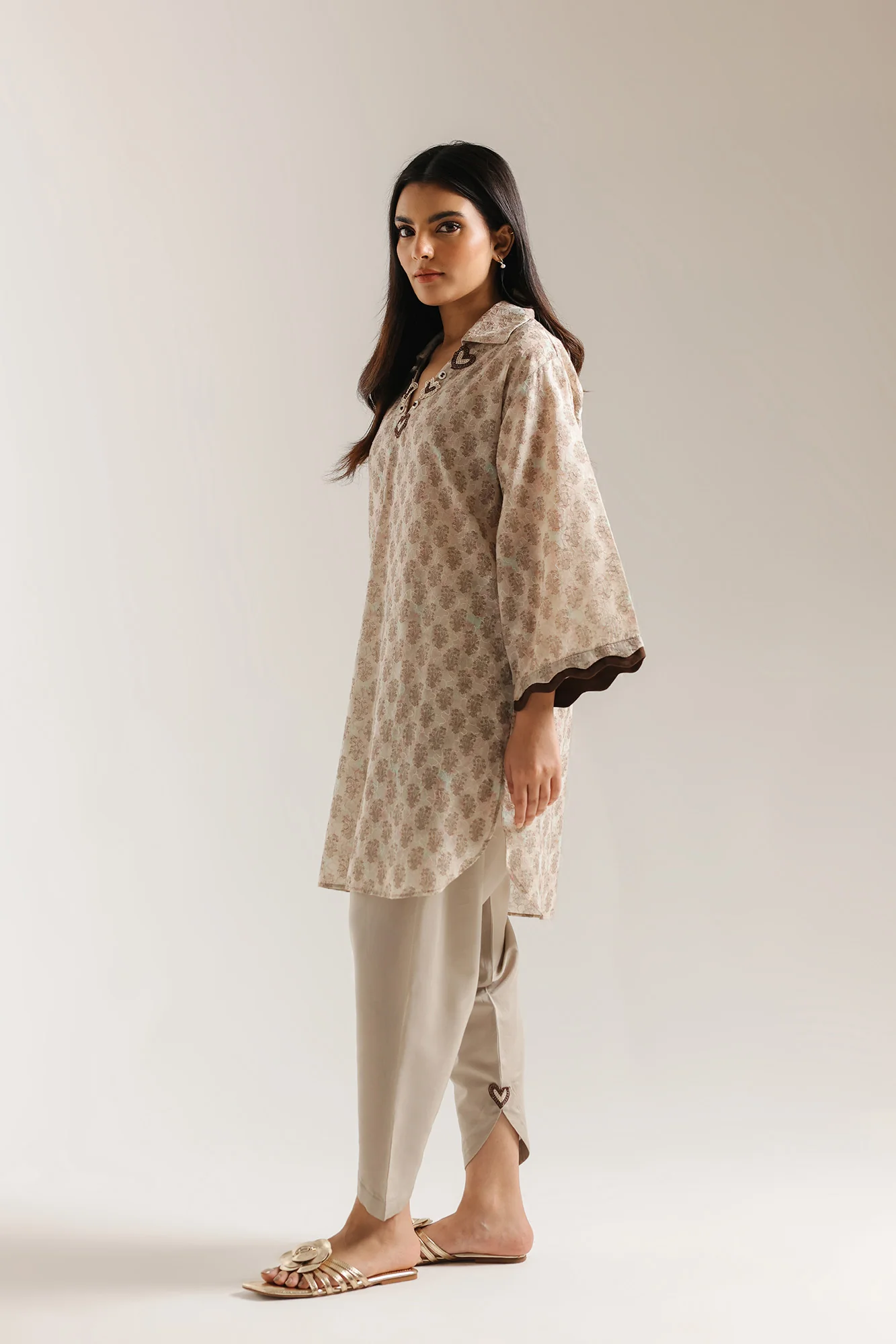 EMBROIDERED SUIT (E7675/102/006) - Image 3