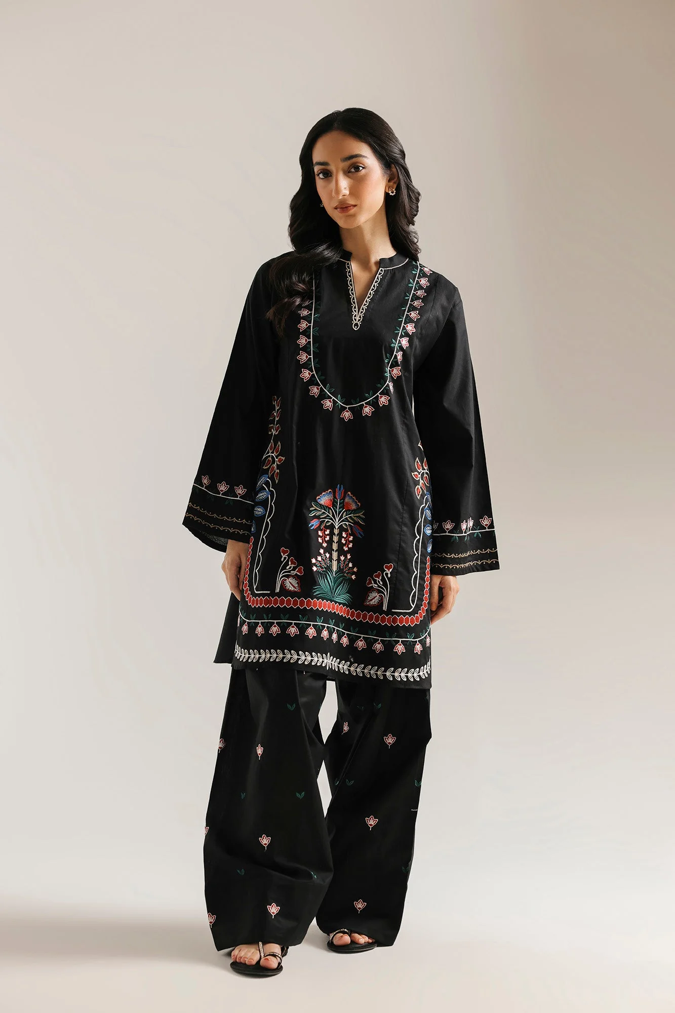 EMBROIDERED SUIT (E7830/102/902) - Image 2