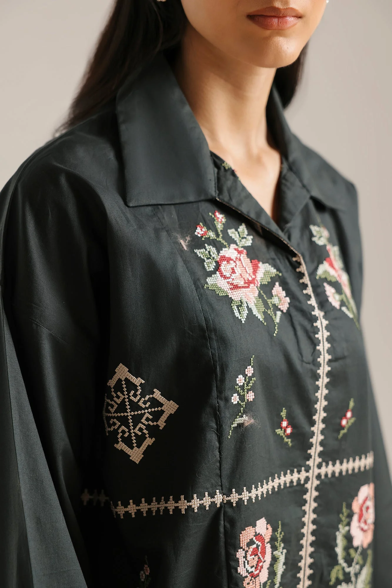 EMBROIDERED SUIT (E7839/102/704) - Image 5