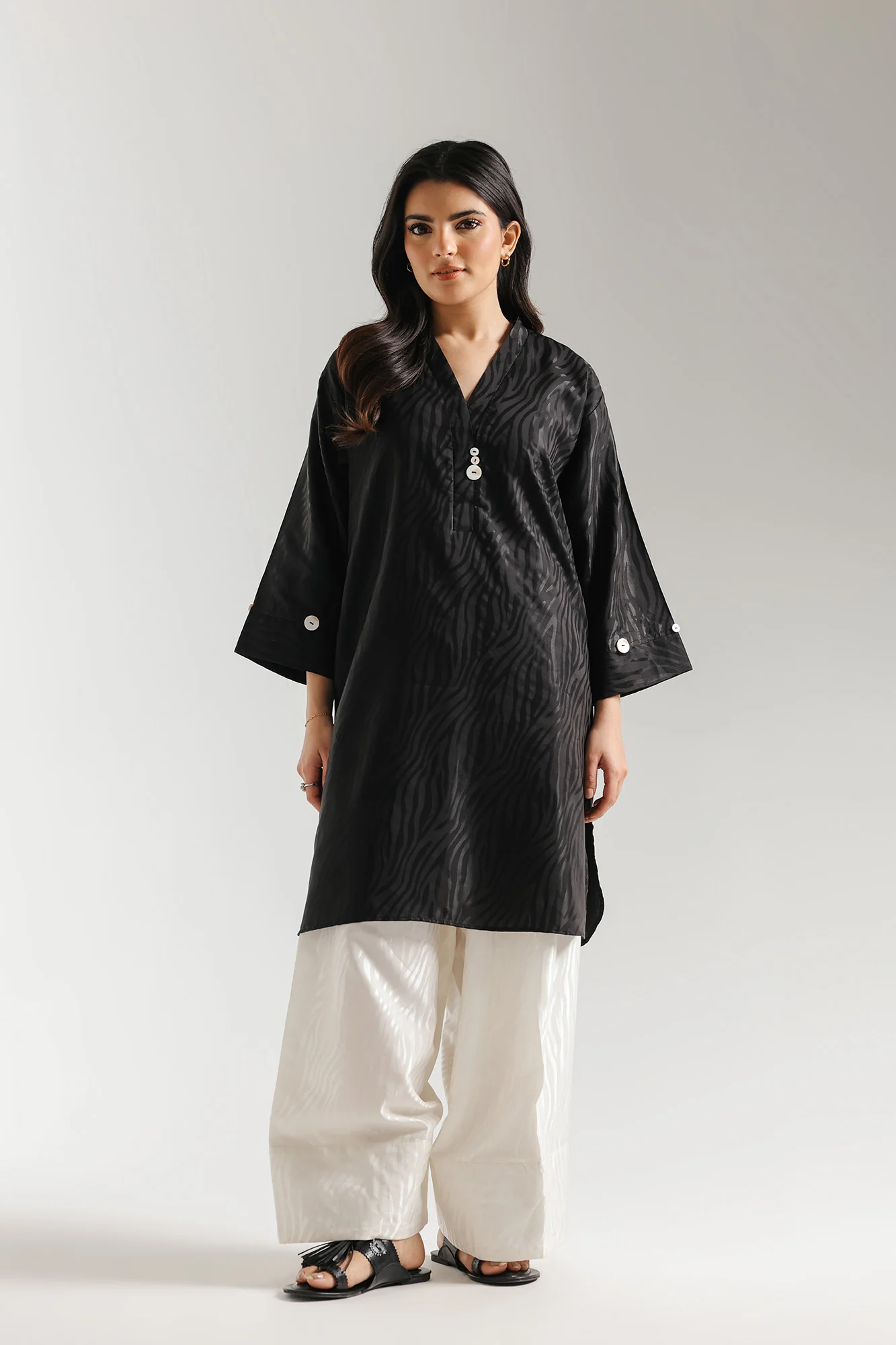 SOLID SUIT (E8085/102/902) - Image 2