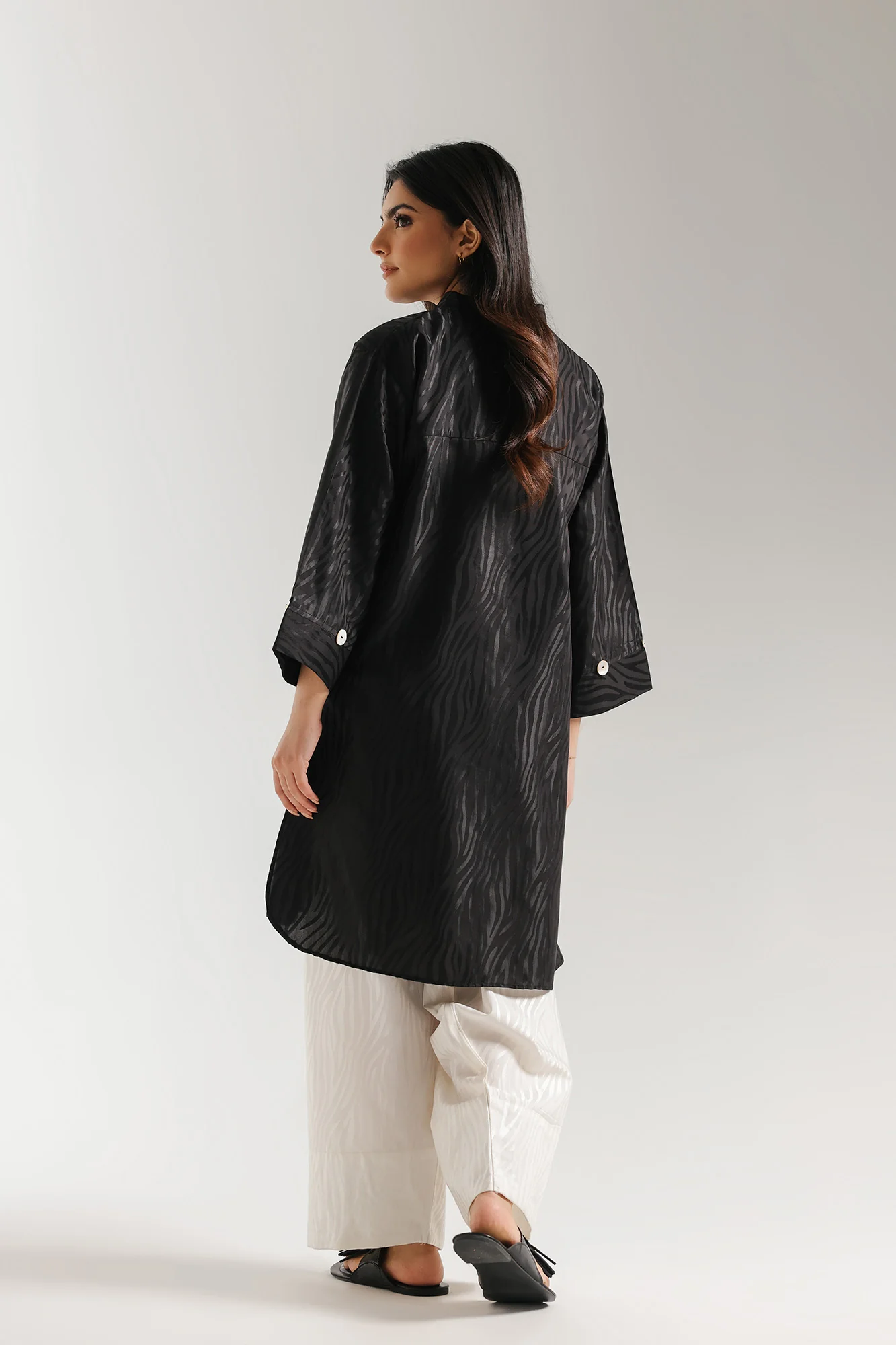 SOLID SUIT (E8085/102/902) - Image 4