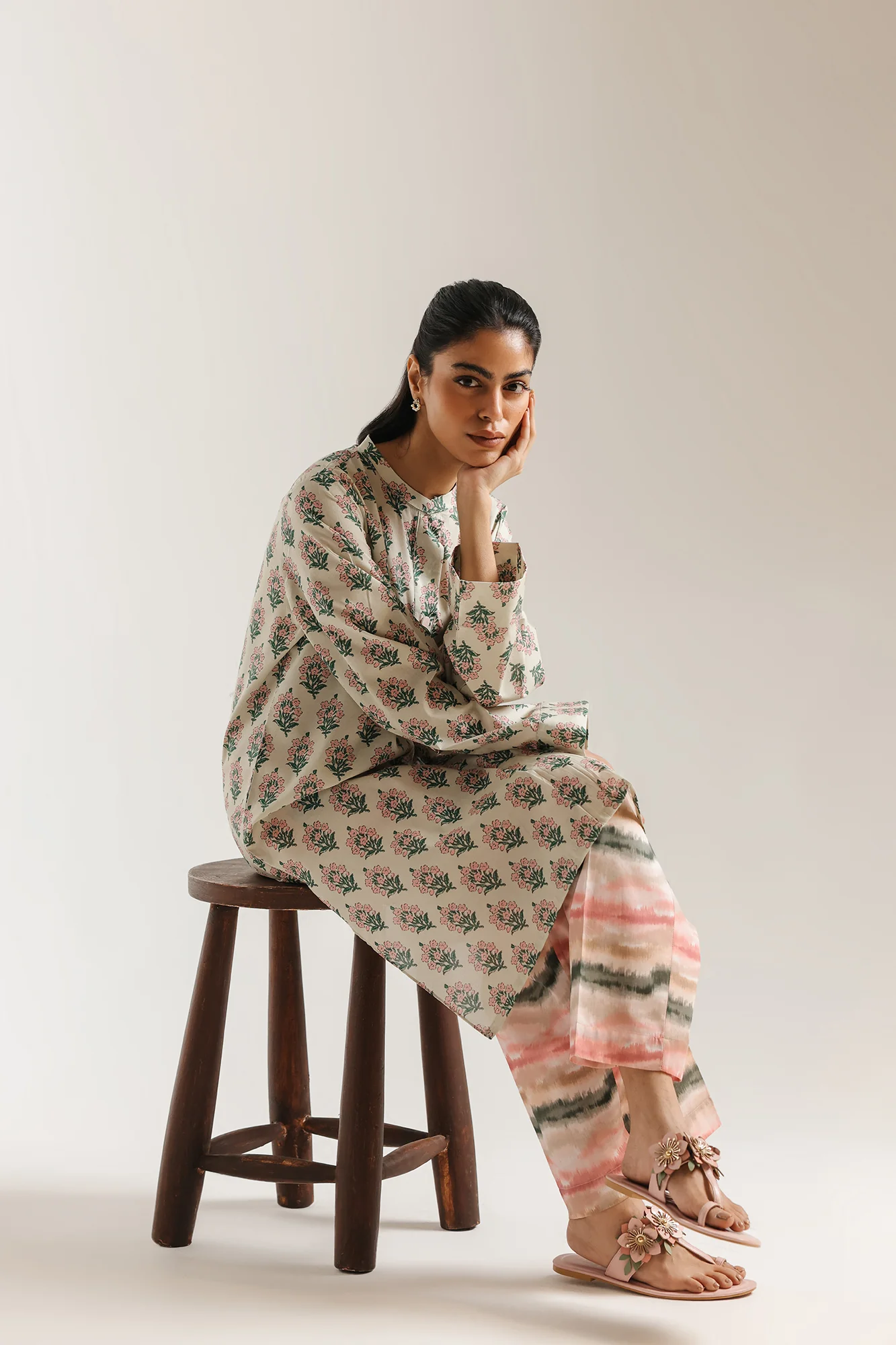 PRINTED SUIT (E8207/102/115)