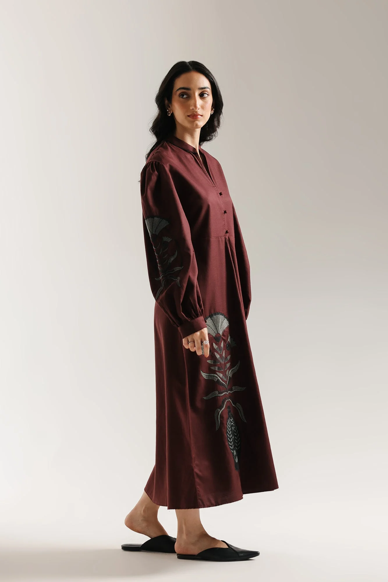 EMBROIDERED DRESS (E1015/101/516) - Image 3