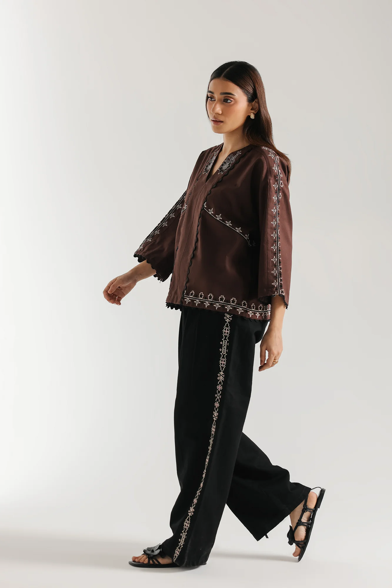 EMBROIDERED TOP (E1136/101/802) - Image 3
