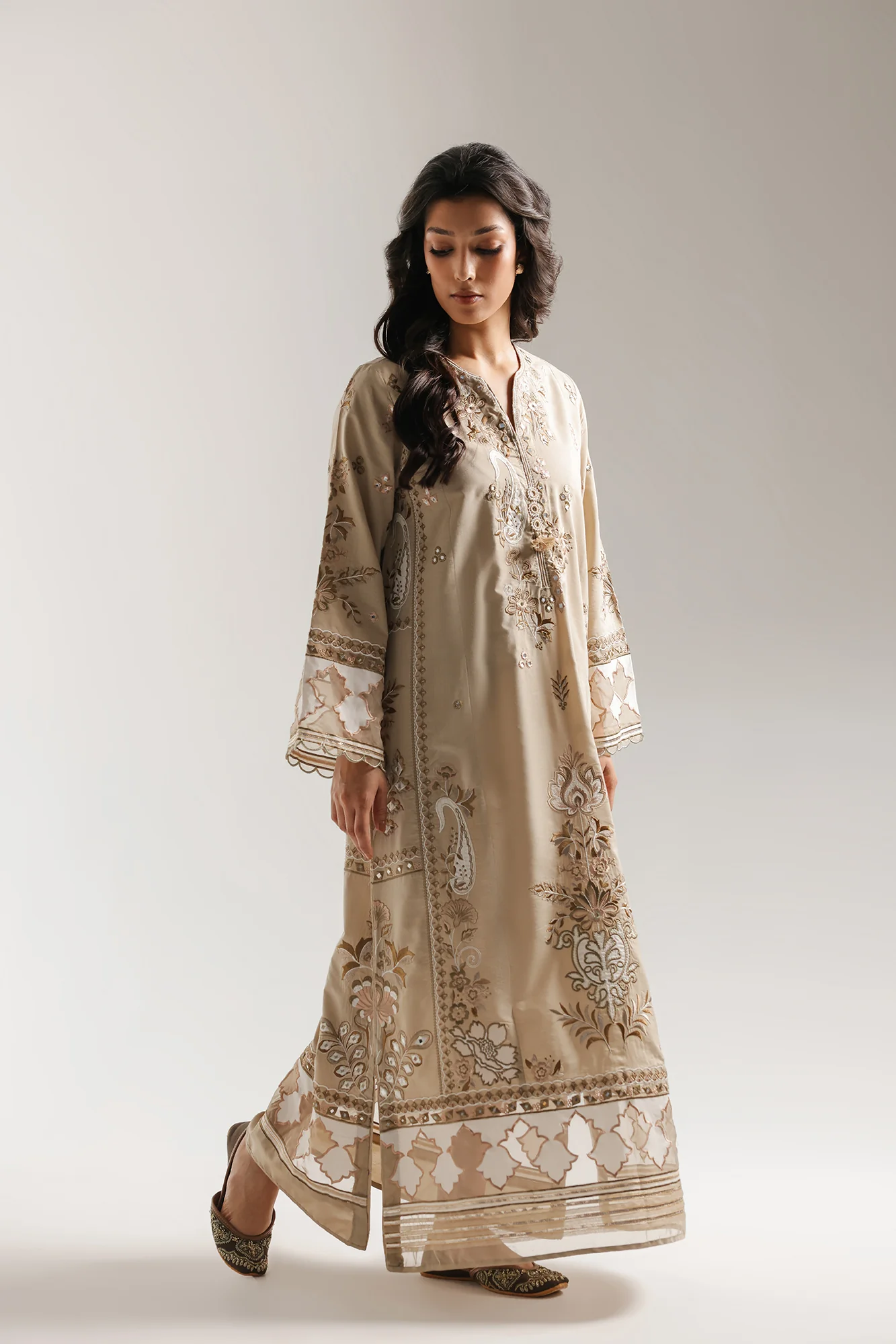 EMBROIDERED KAFTAN (E4138/103/808) - Image 2