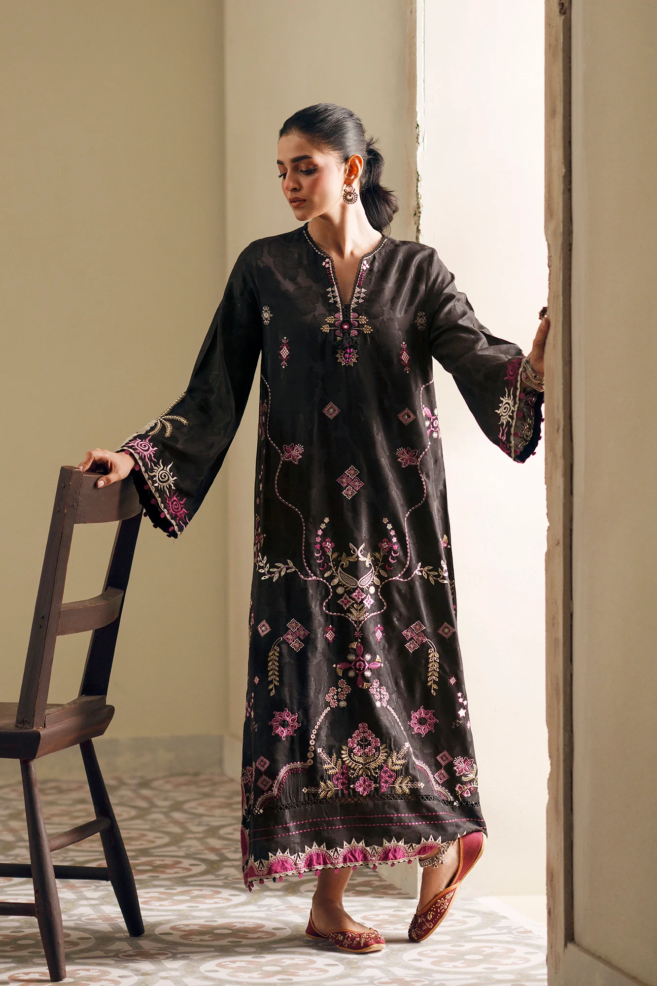 EMBROIDERED KAFTAN (E4395/103/902) - Image 10