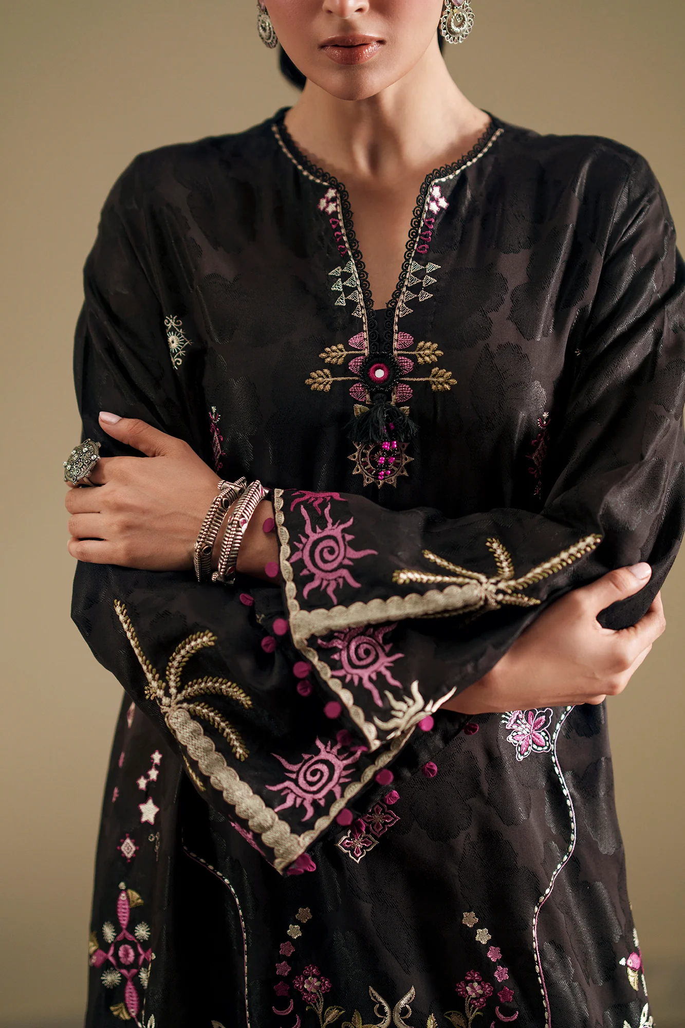 EMBROIDERED KAFTAN (E4395/103/902) - Image 7
