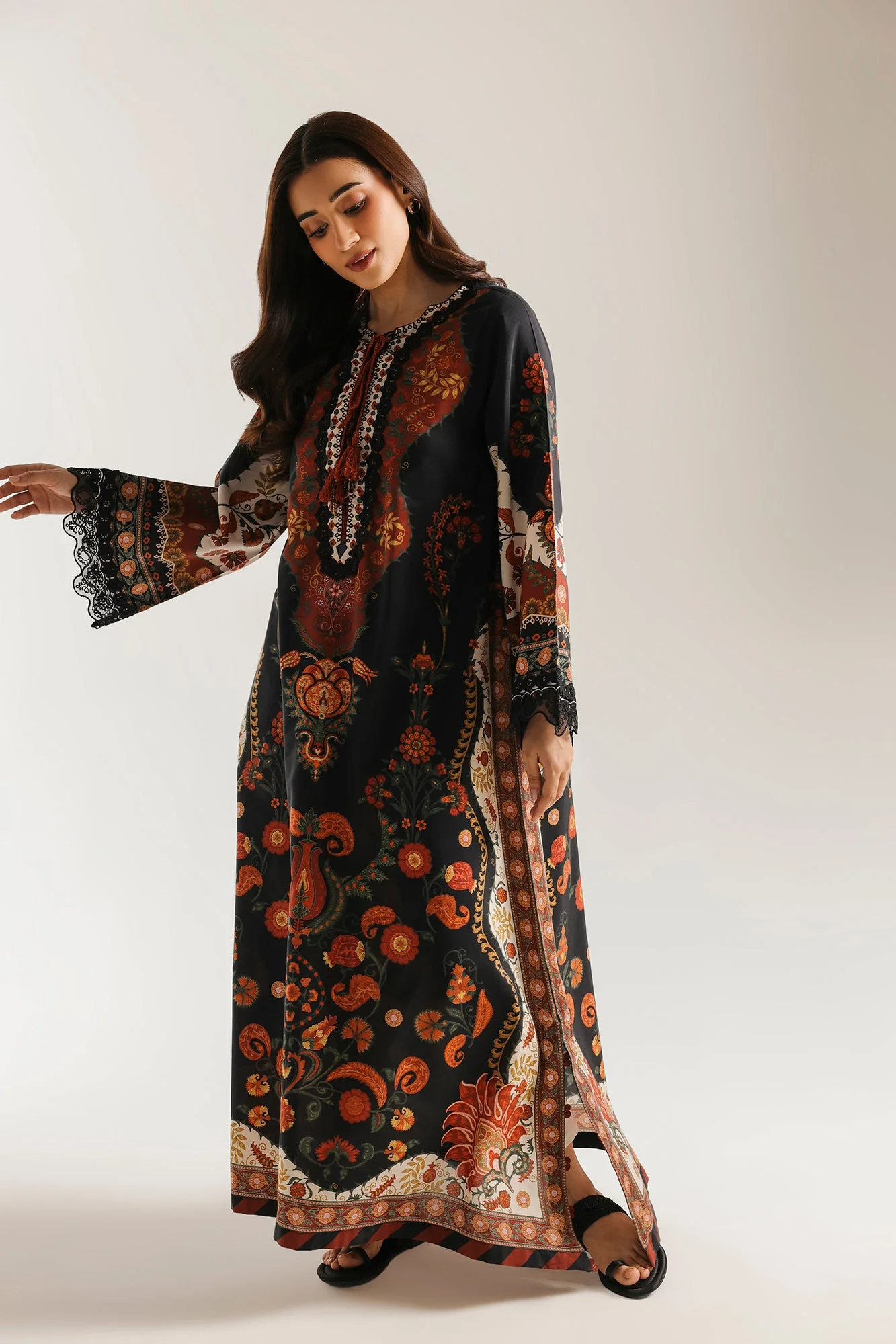 EMBROIDERED KAFTAN (E4401/103/902) - Image 7