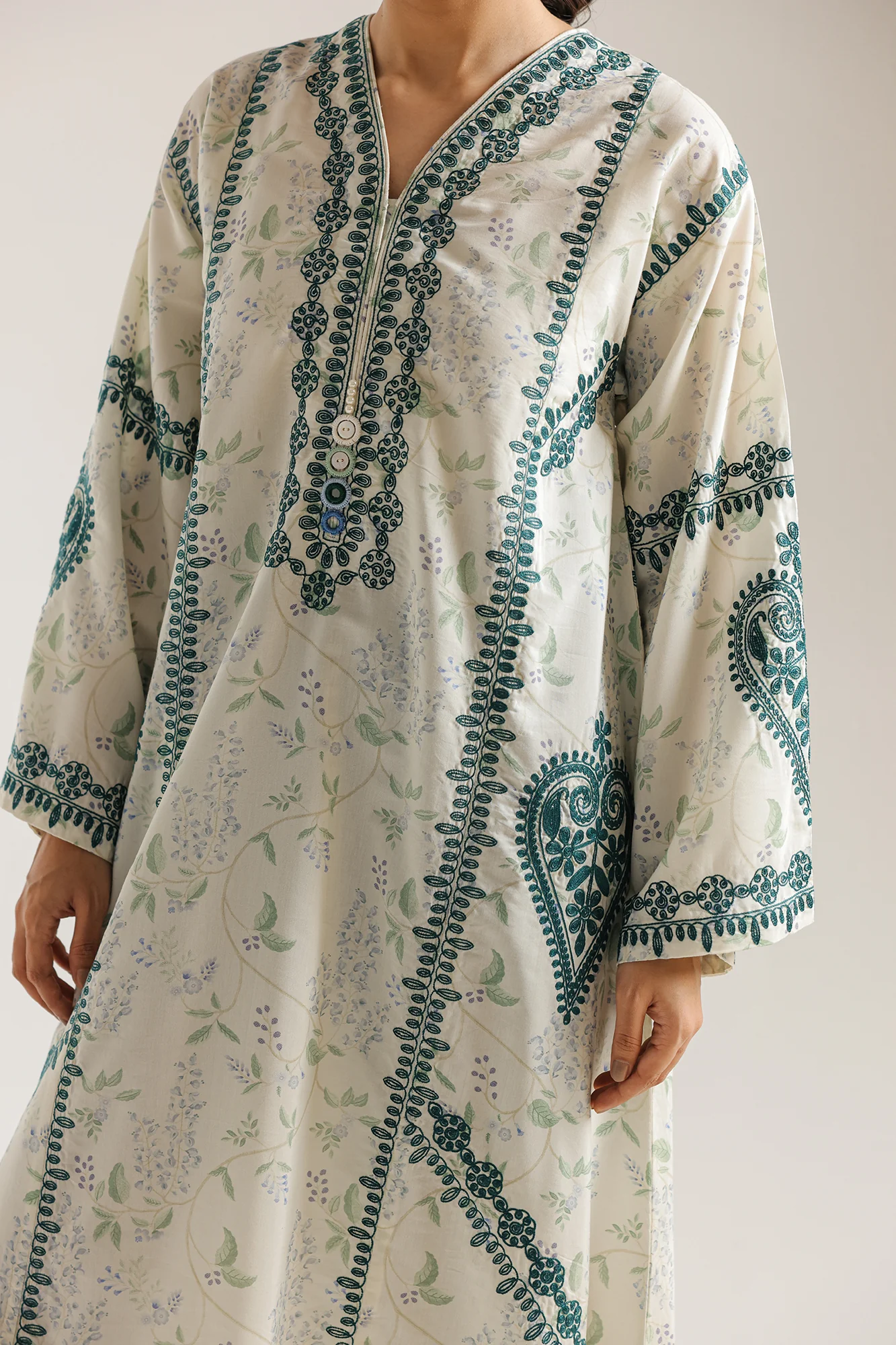 EMBROIDERED KAFTAN (E4405/103/005) - Image 6