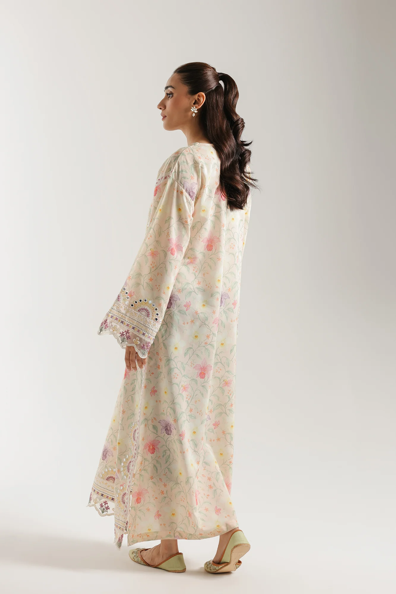 EMBROIDERED KAFTAN (E4406/103/329) - Image 4