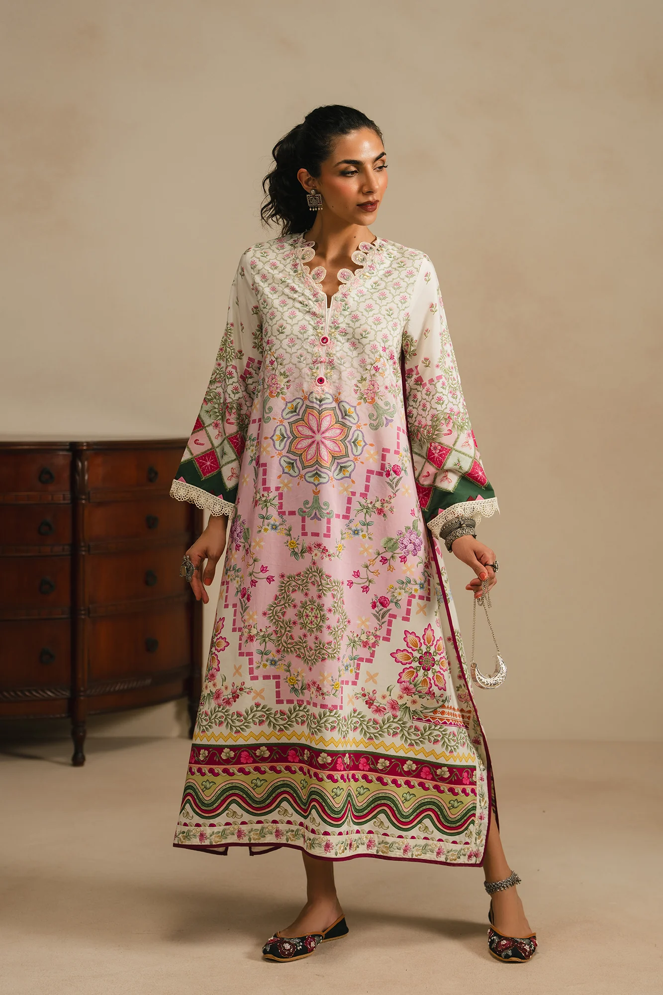 EMBROIDERED KAFTAN (E4409/103/005) - Image 3