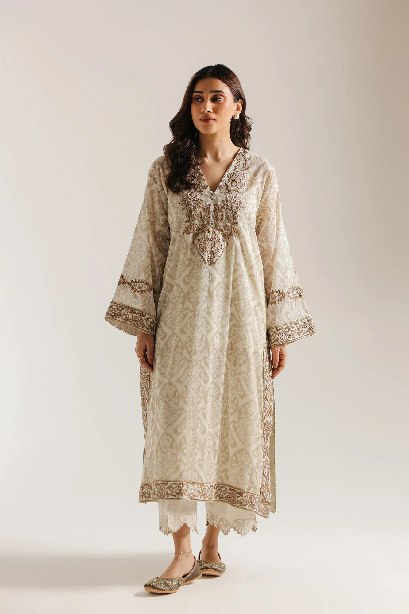 EMBROIDERED SUIT (E4002/103/817) - Image 2