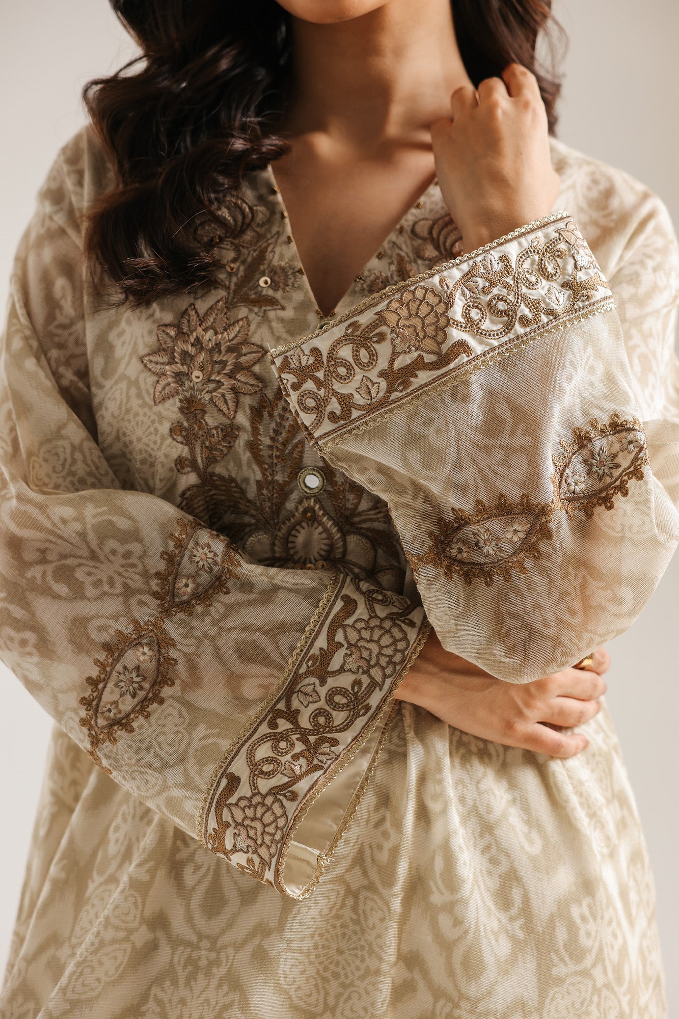 EMBROIDERED SUIT (E4002/103/817) - Image 5