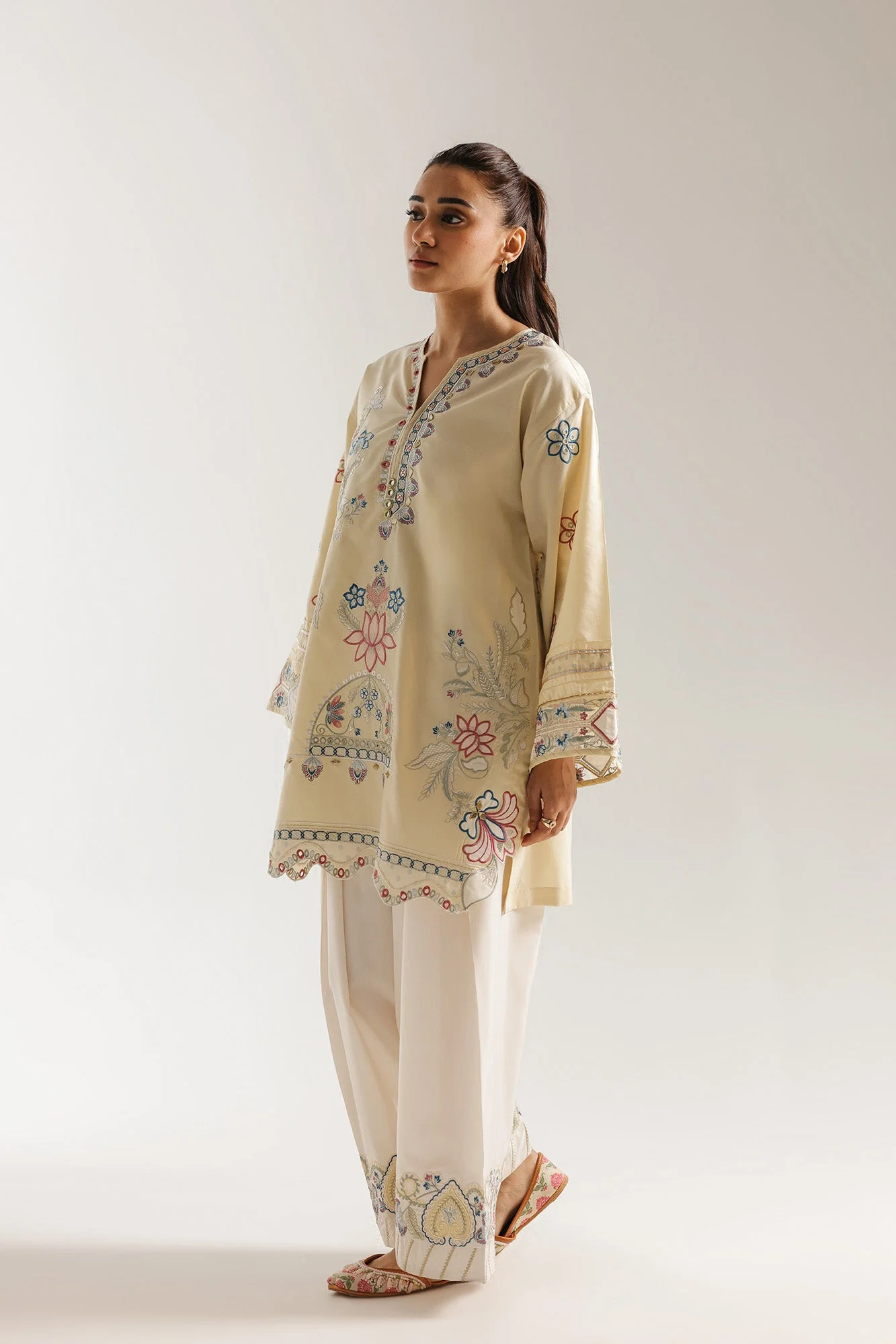 EMBROIDERED SUIT (E4121/103/225) - Image 3