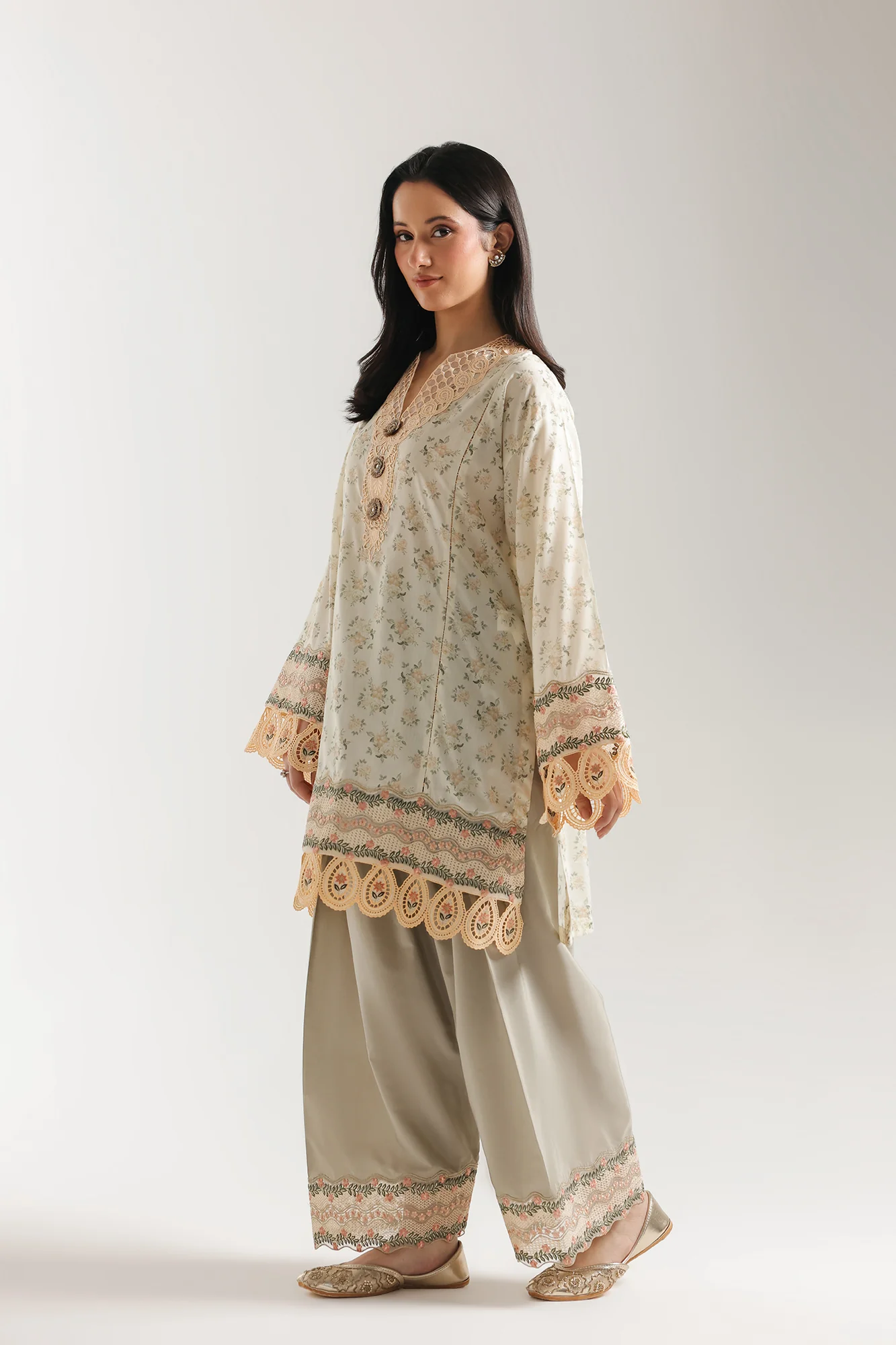 EMBROIDERED SUIT (E4274/103/115) - Image 3