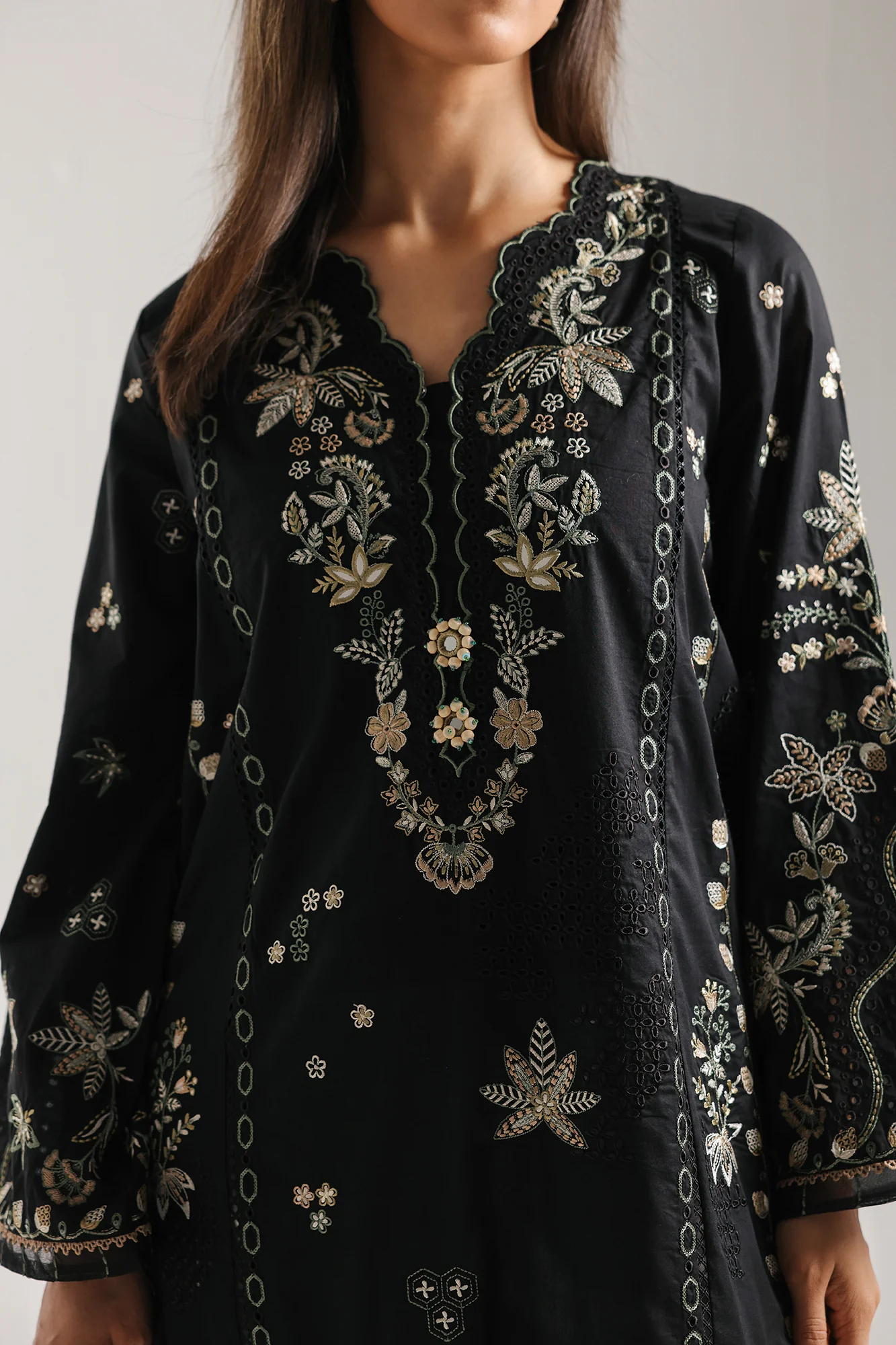 EMBROIDERED SUIT (E4286/103/902) - Image 5