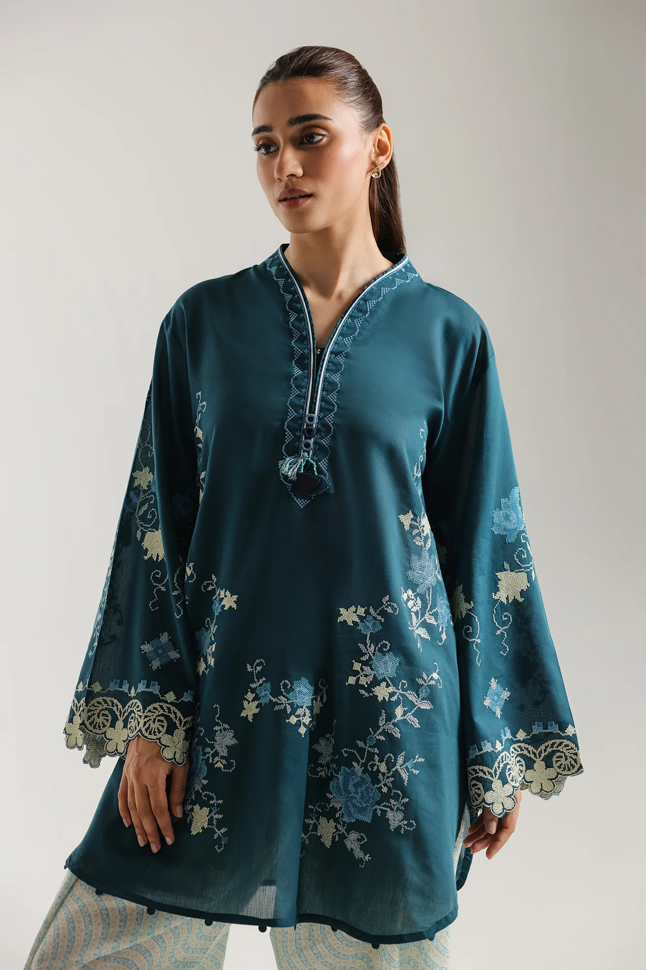 EMBROIDERED SUIT (E4345/103/602) - Image 5